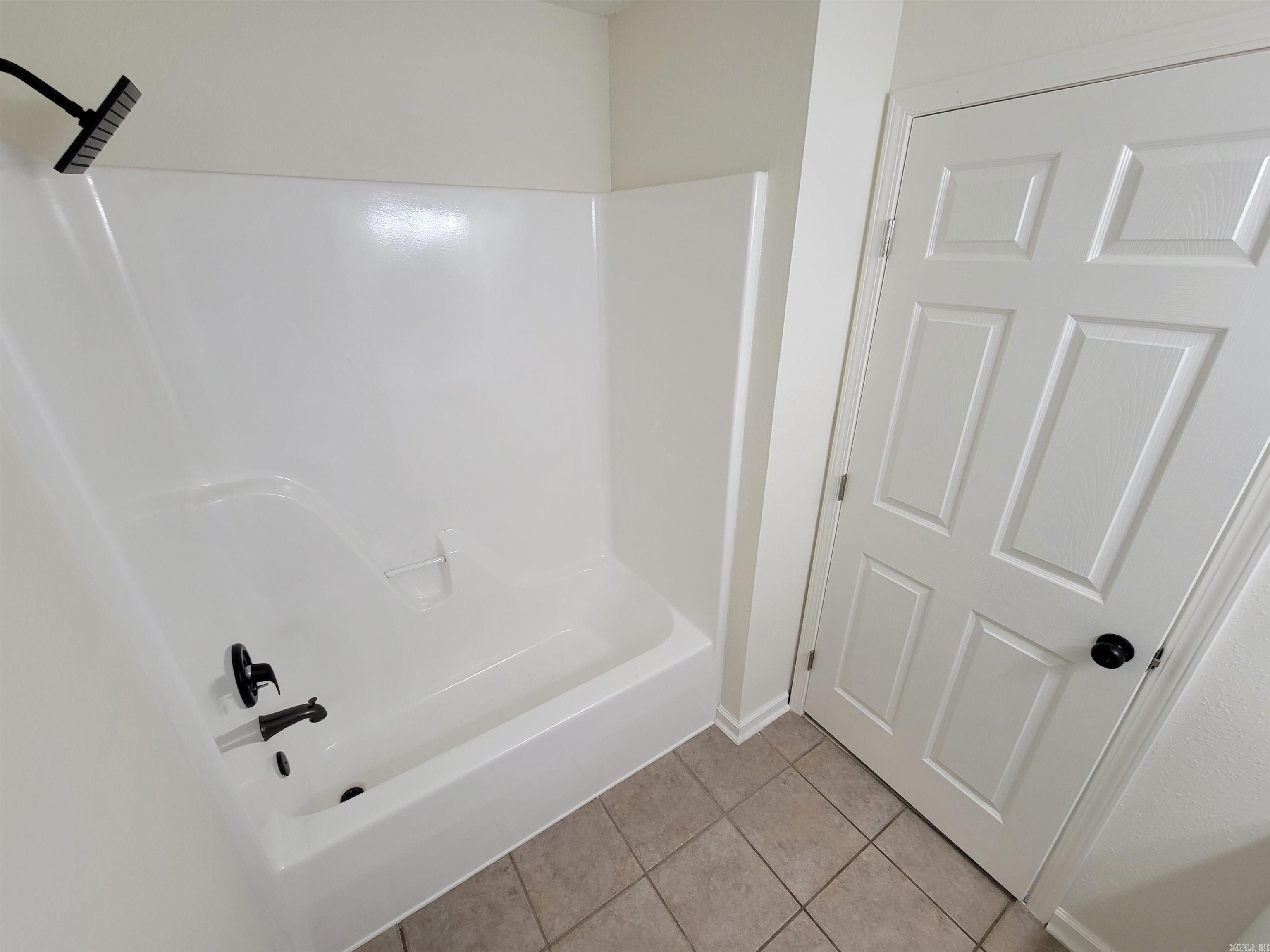 WINDWOOD SOUTH - Residential