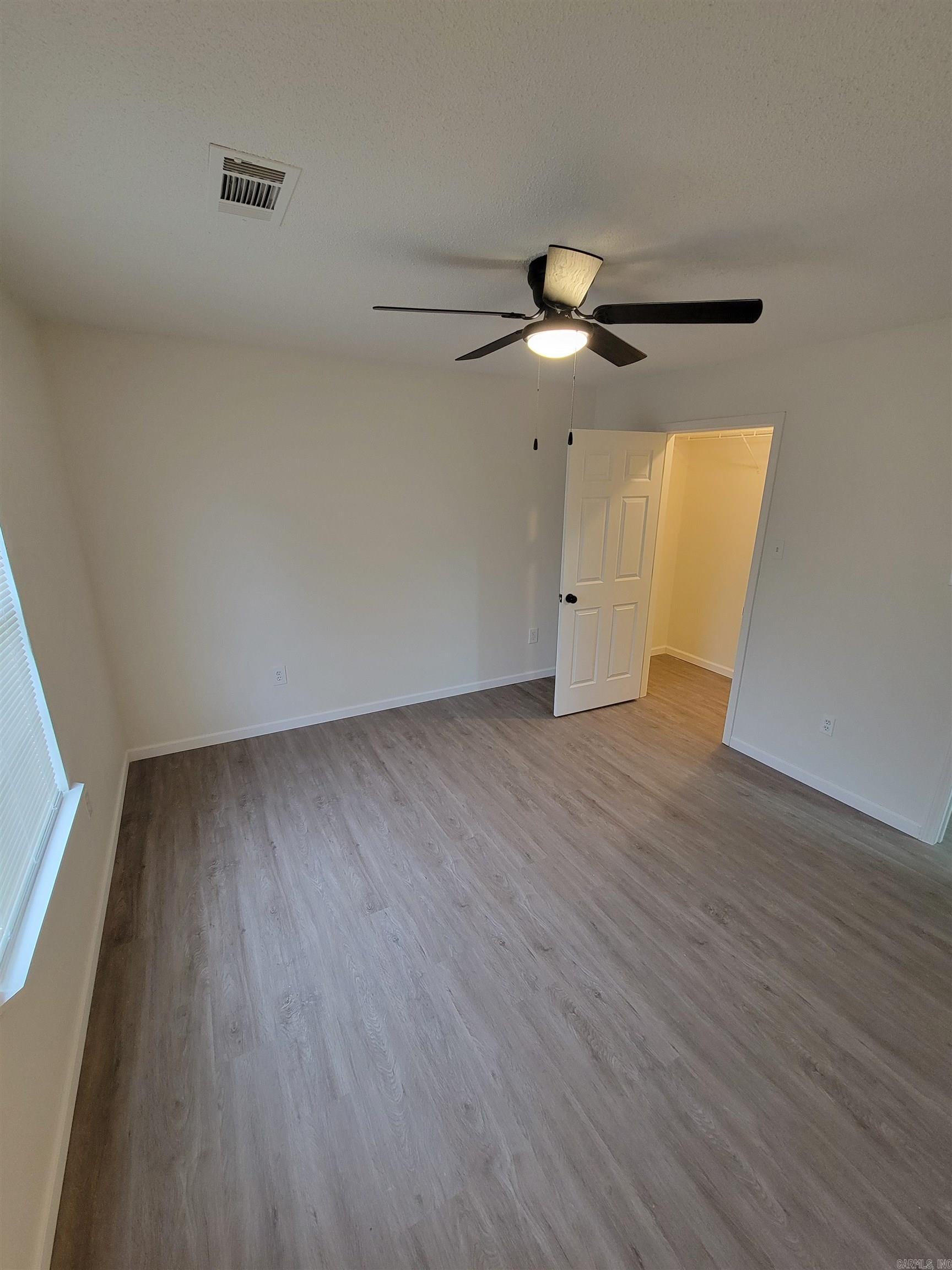 WINDWOOD SOUTH - Residential