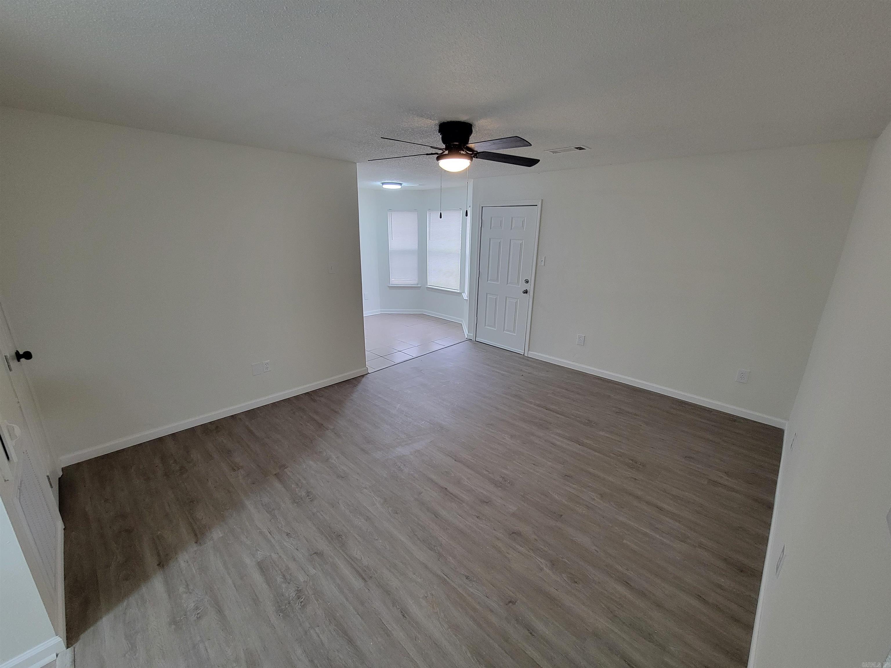 WINDWOOD SOUTH - Residential