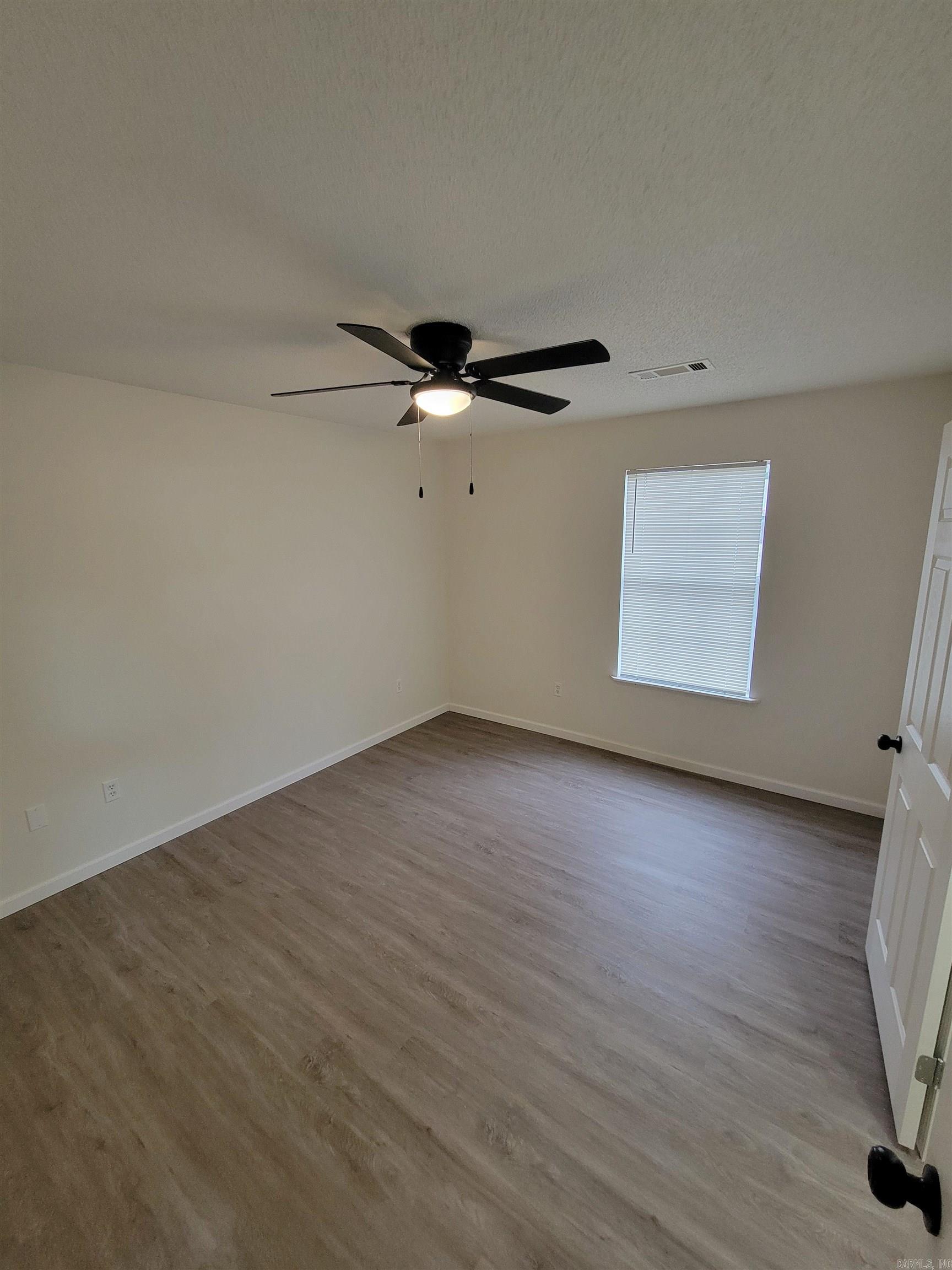 WINDWOOD SOUTH - Residential