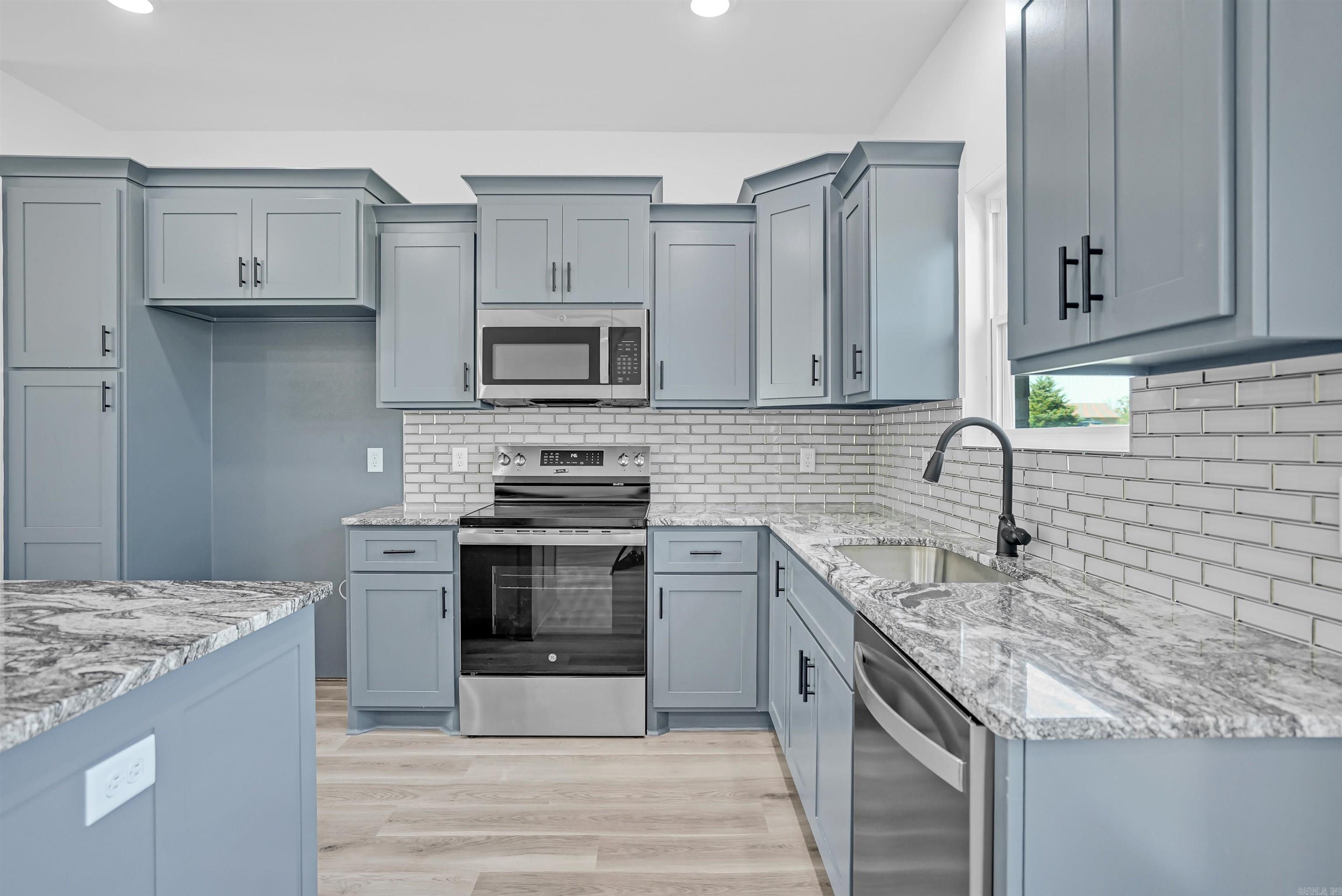 SUMMERLYN SUBDIVISION - Residential