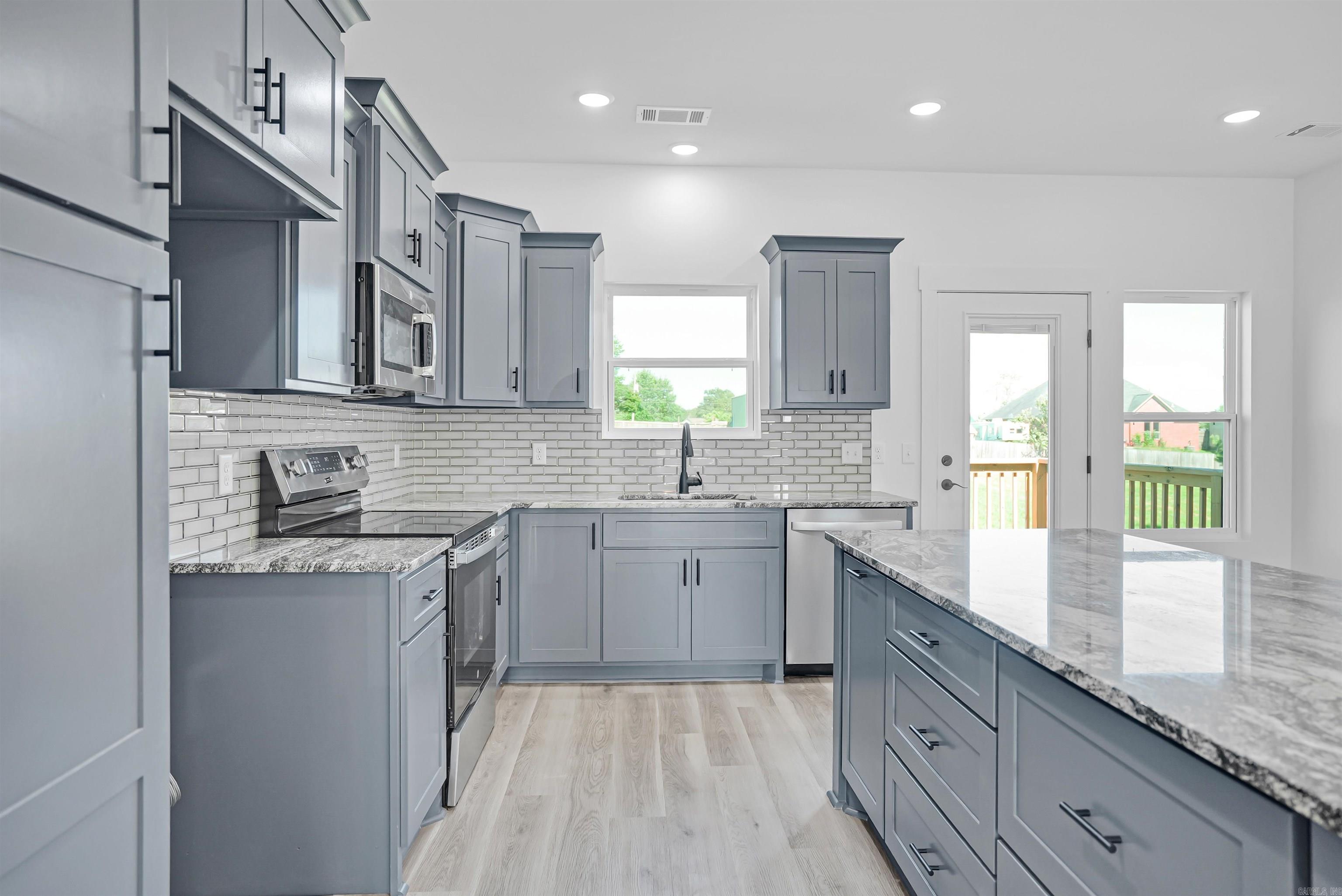 SUMMERLYN SUBDIVISION - Residential