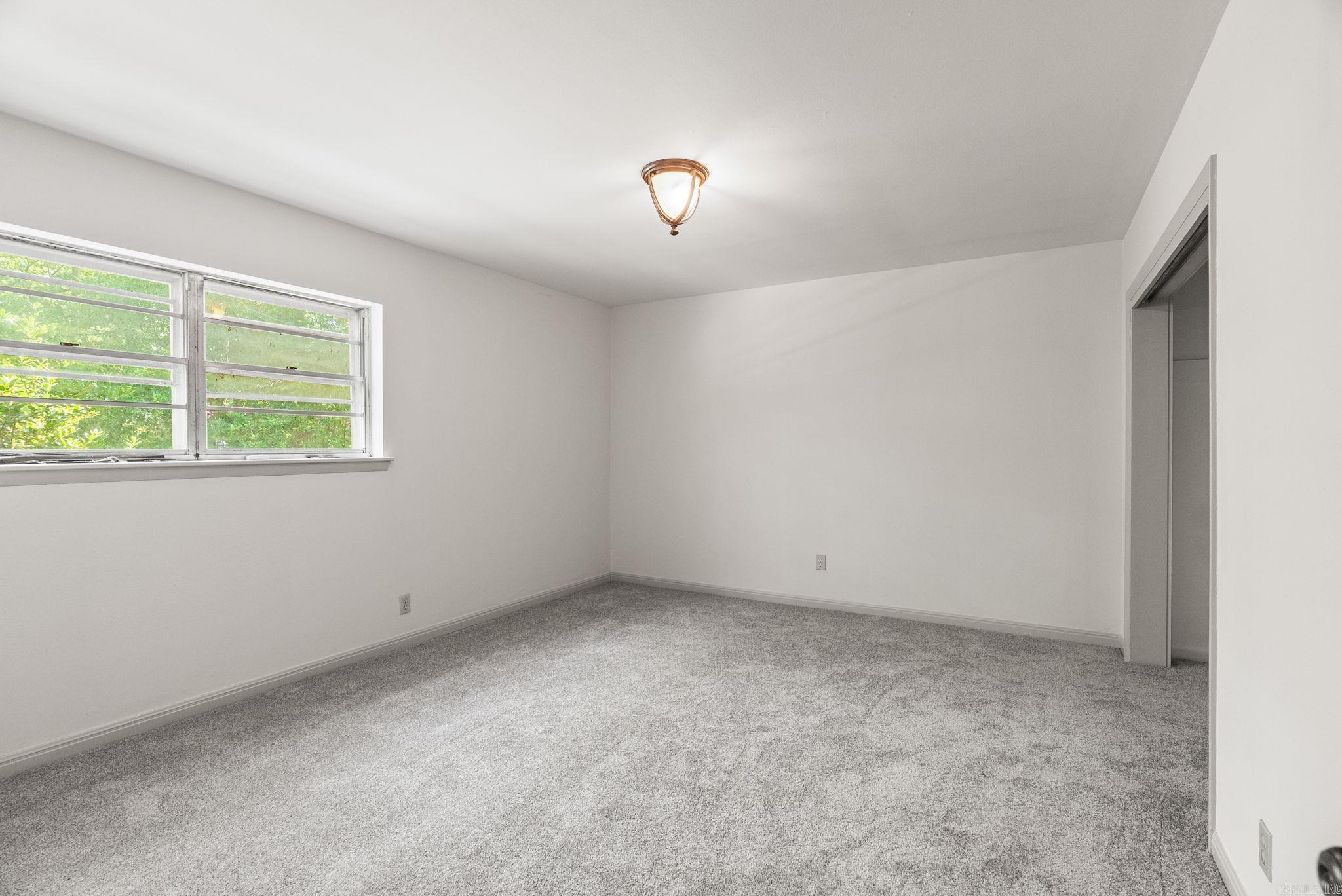 PLAZA HEIGHTS - Residential