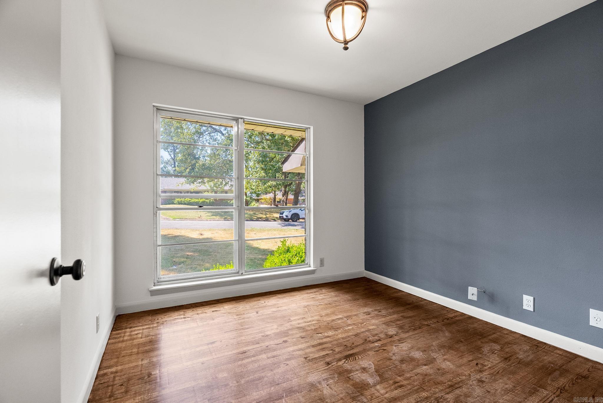 PLAZA HEIGHTS - Residential