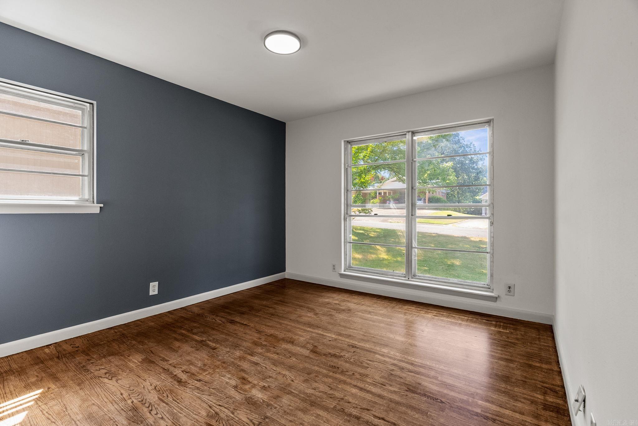 PLAZA HEIGHTS - Residential