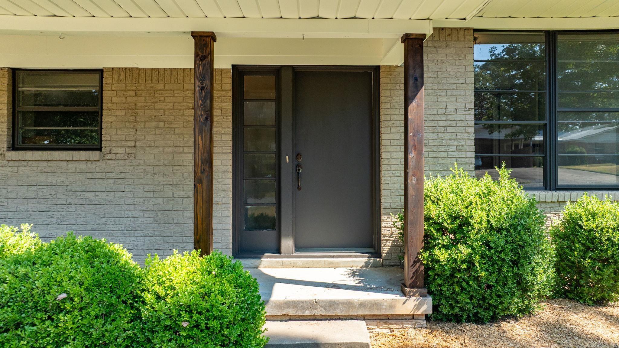 PLAZA HEIGHTS - Residential