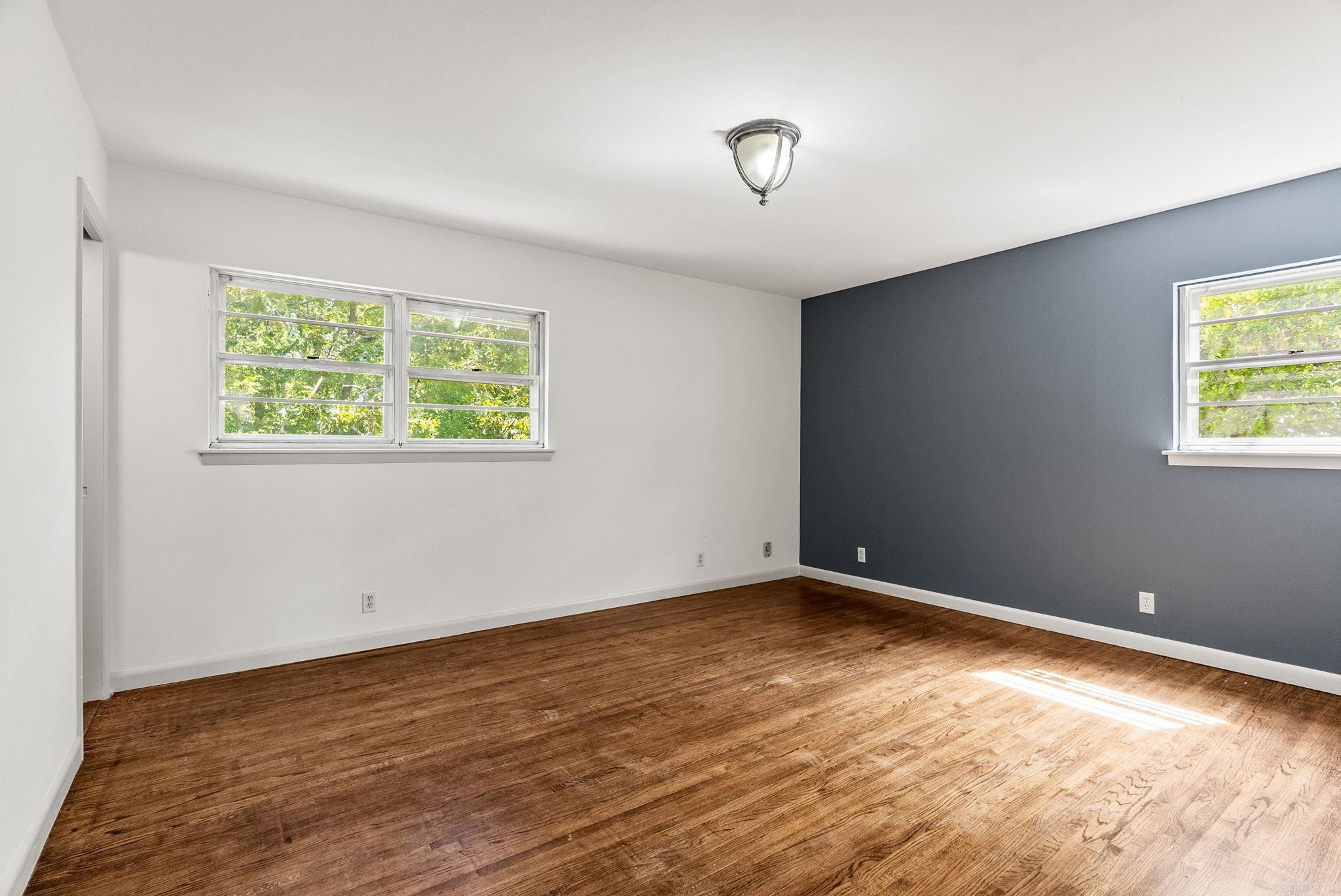 PLAZA HEIGHTS - Residential