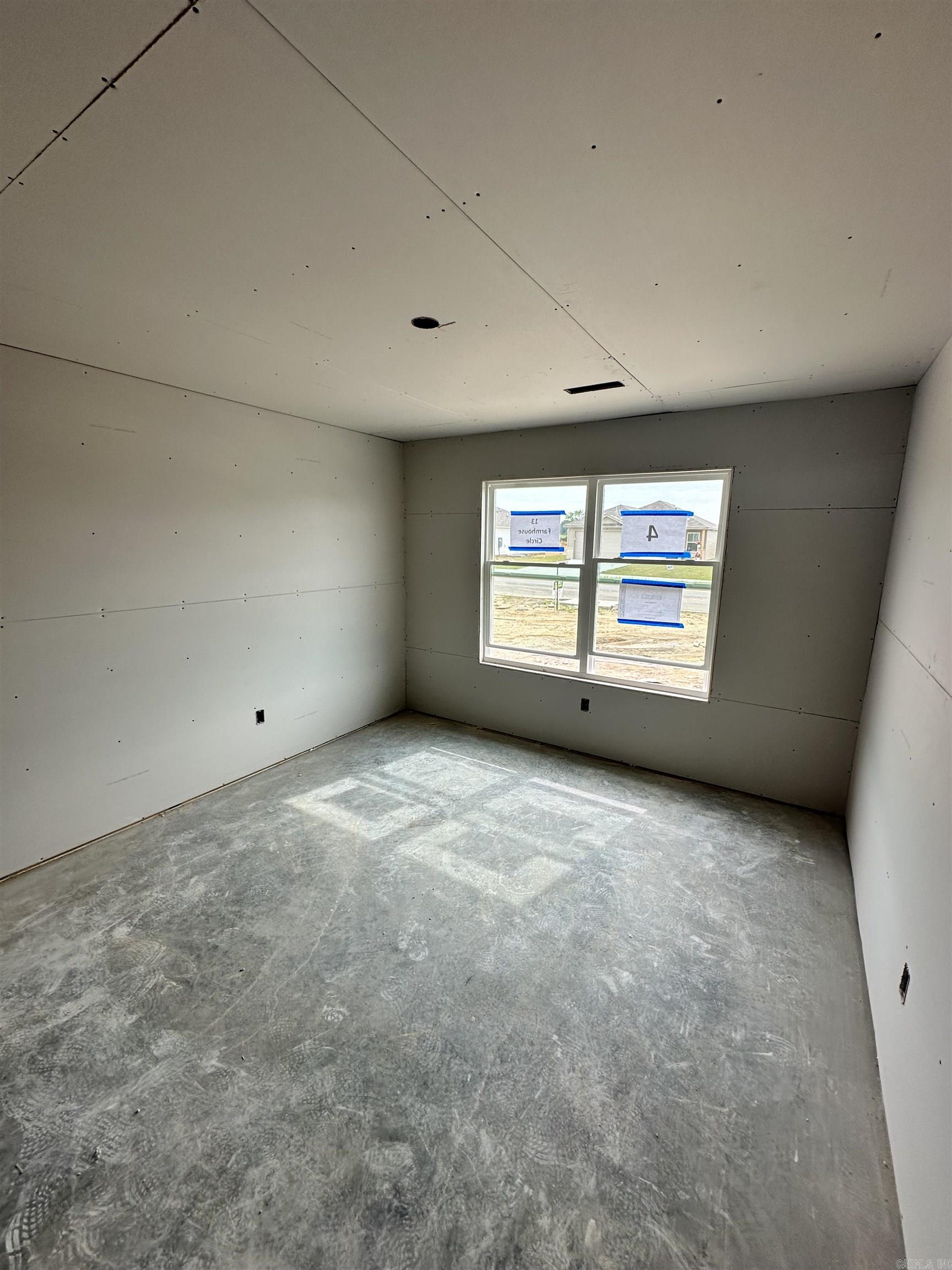 HILL FARM - Residential