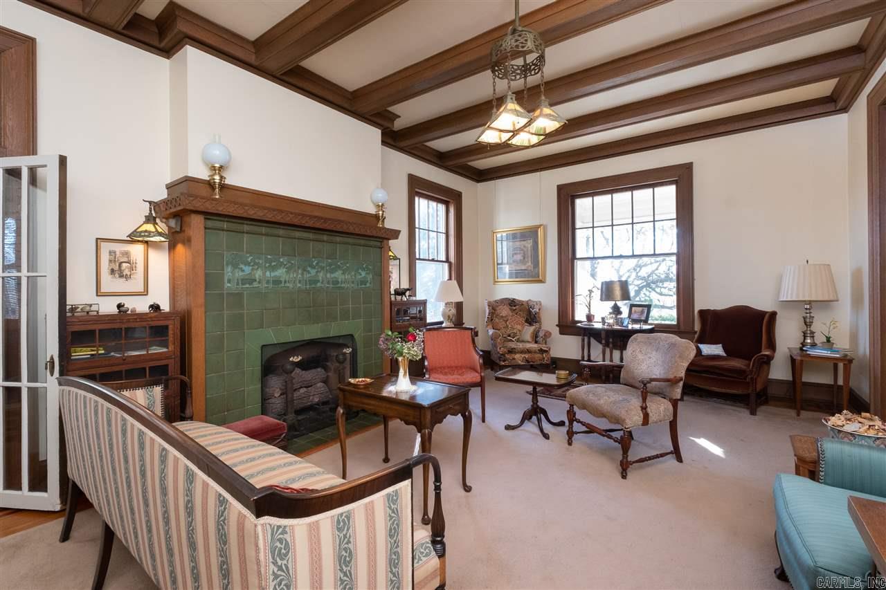 PULASKI HEIGHTS - Residential