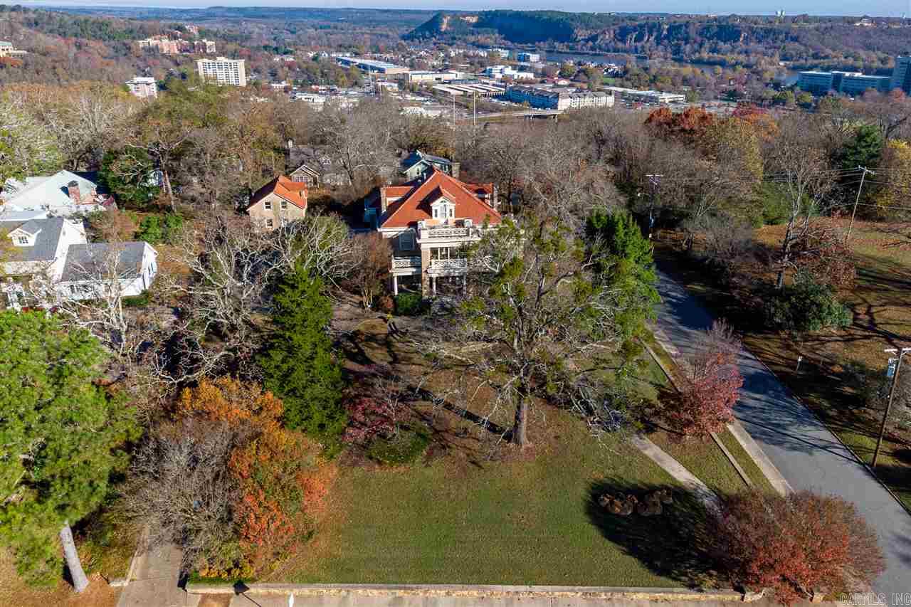 PULASKI HEIGHTS - Residential