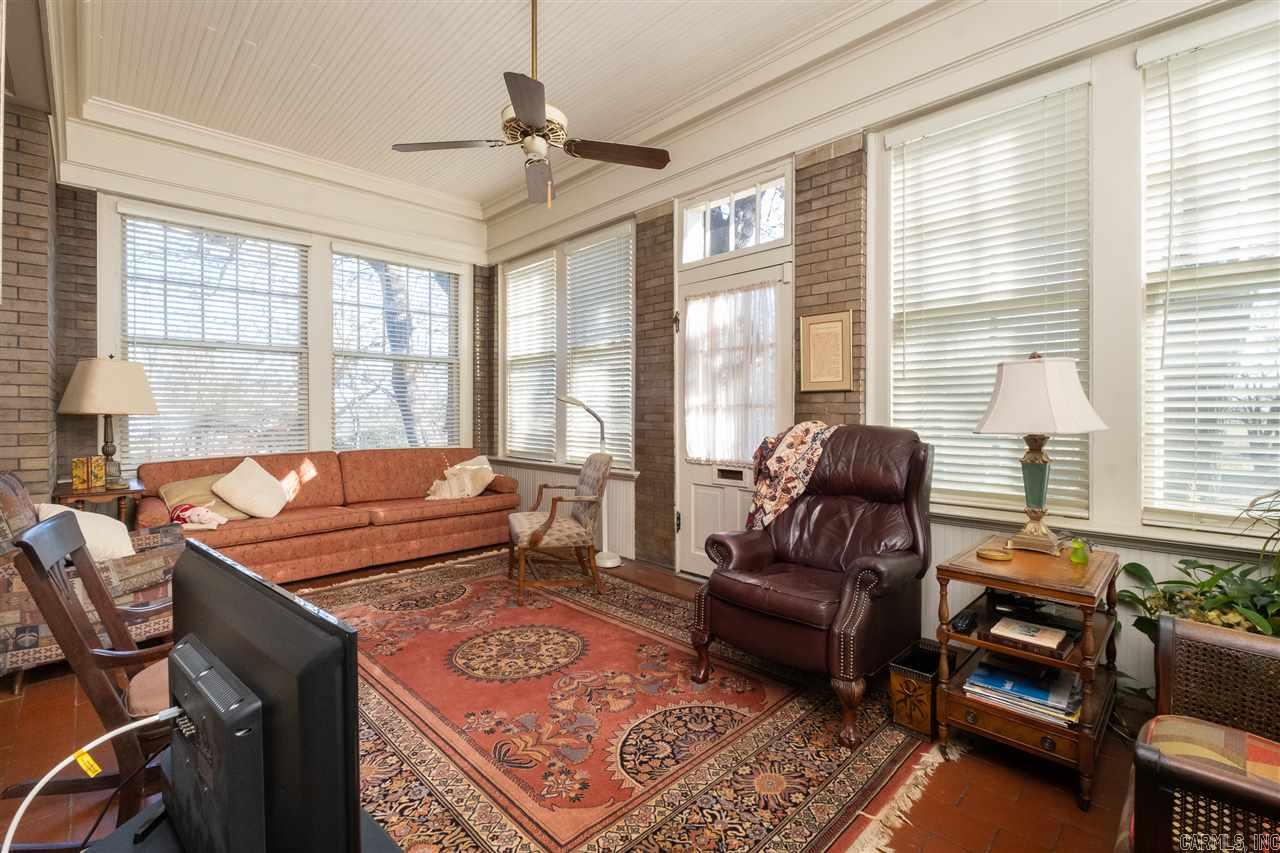 PULASKI HEIGHTS - Residential