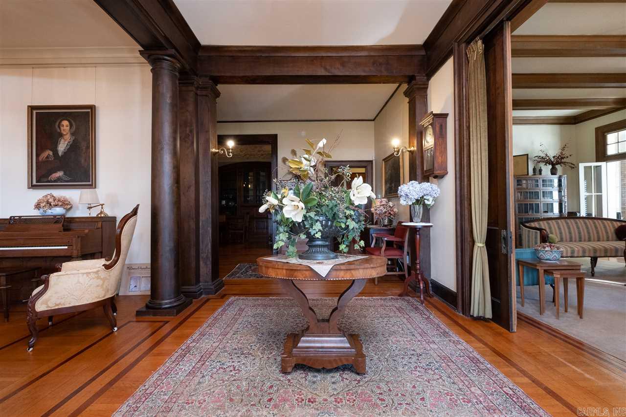 PULASKI HEIGHTS - Residential