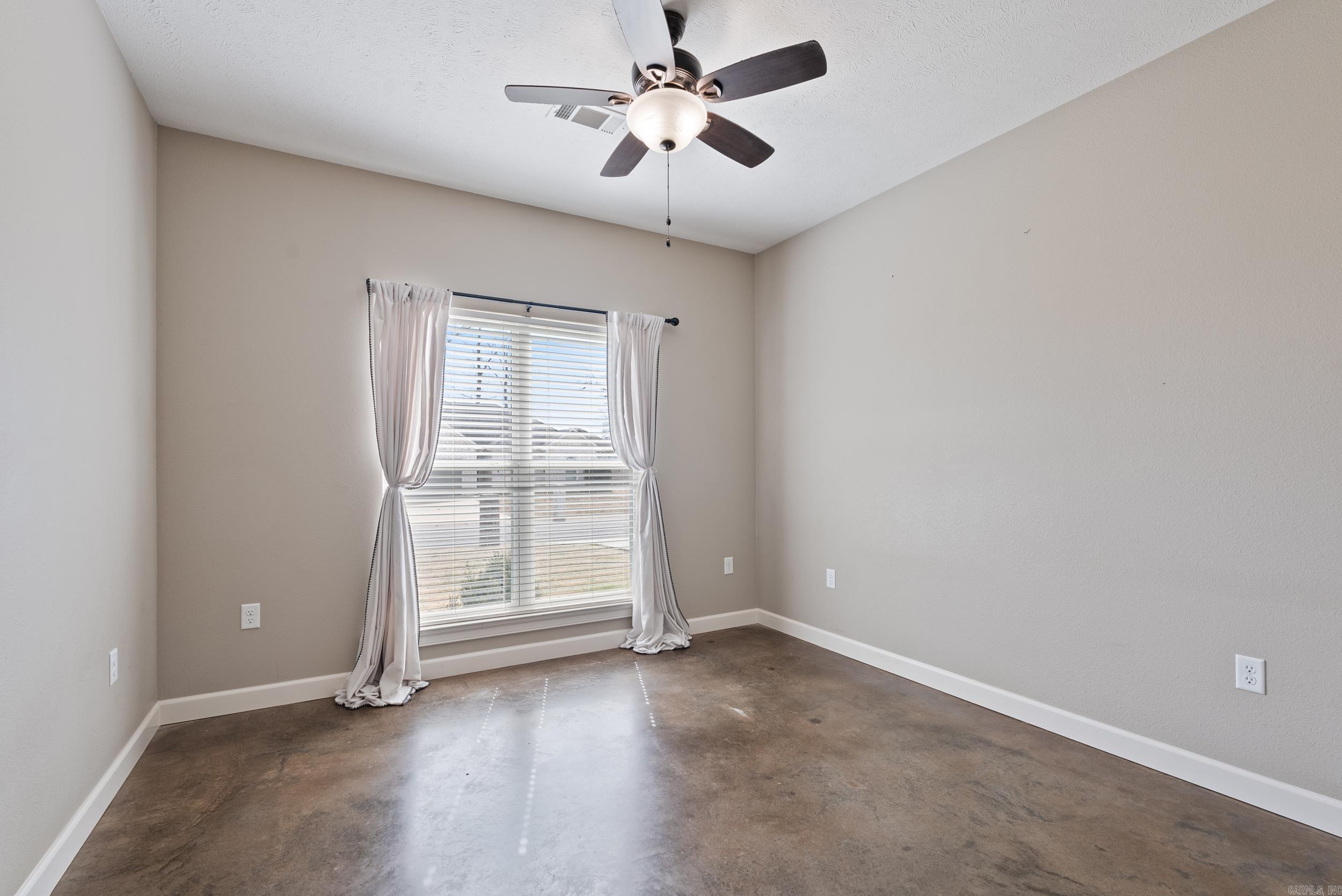 McKenna Cove - Residential