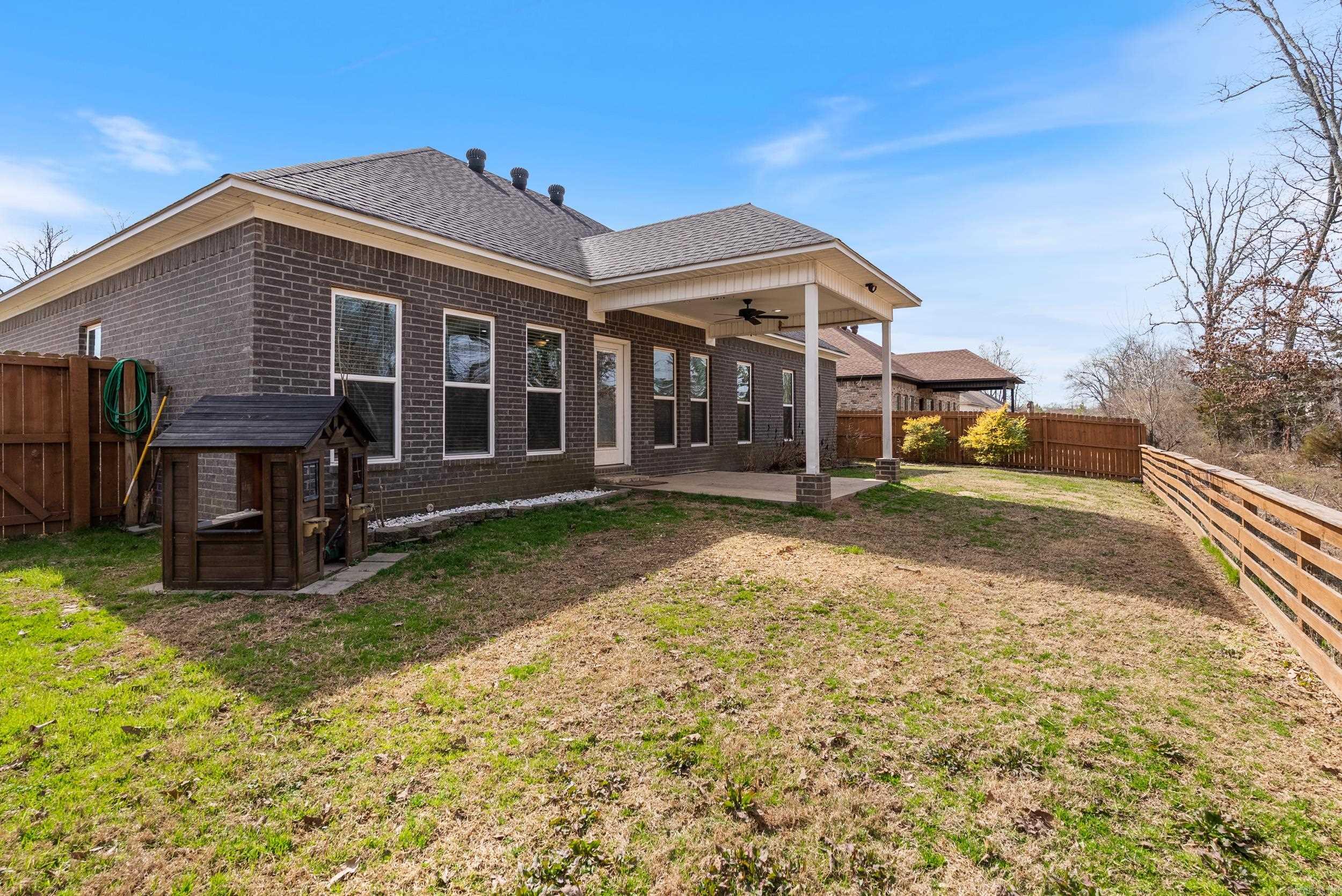 McKenna Cove - Residential