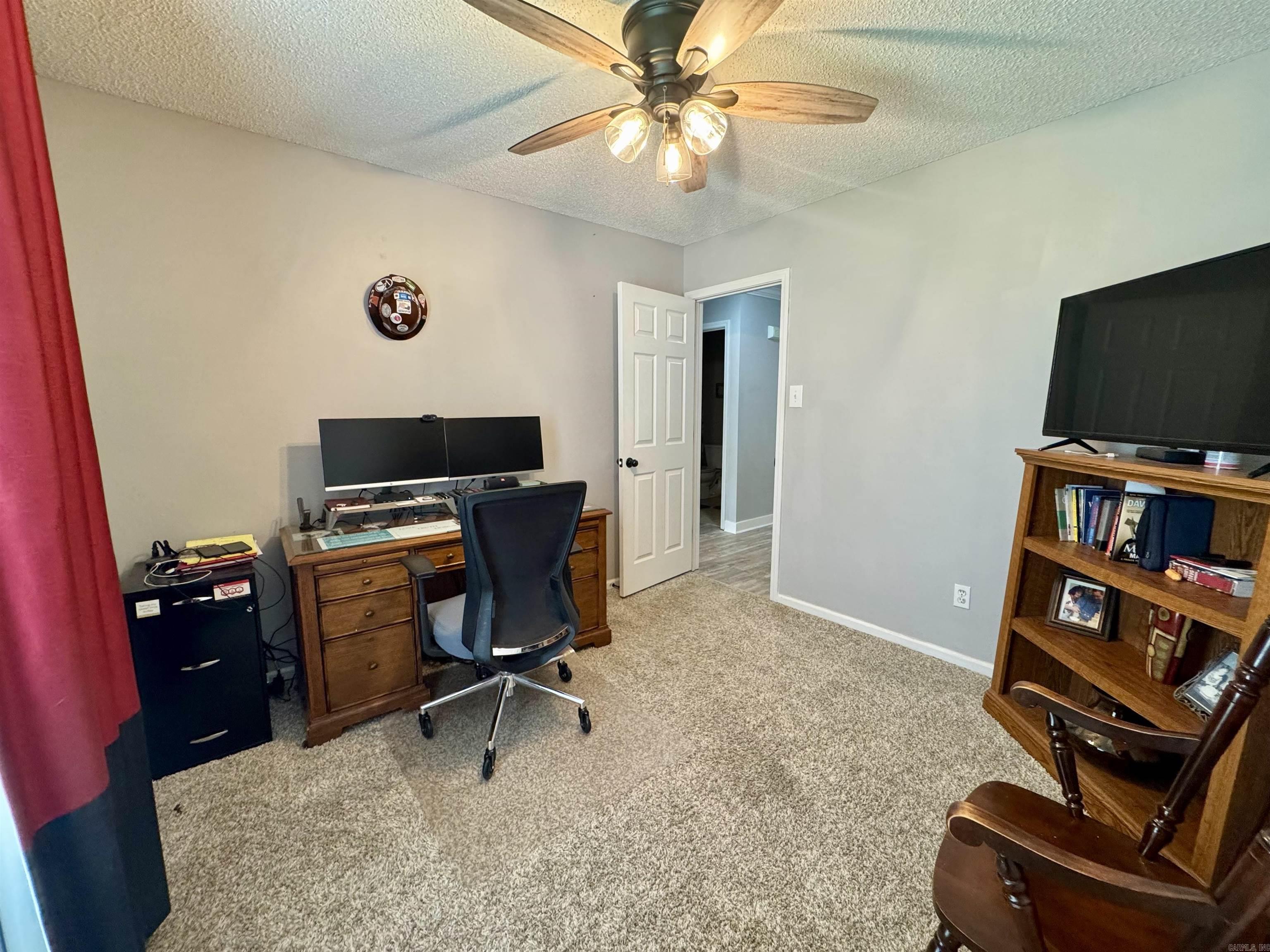 FOX RIDGE - Residential