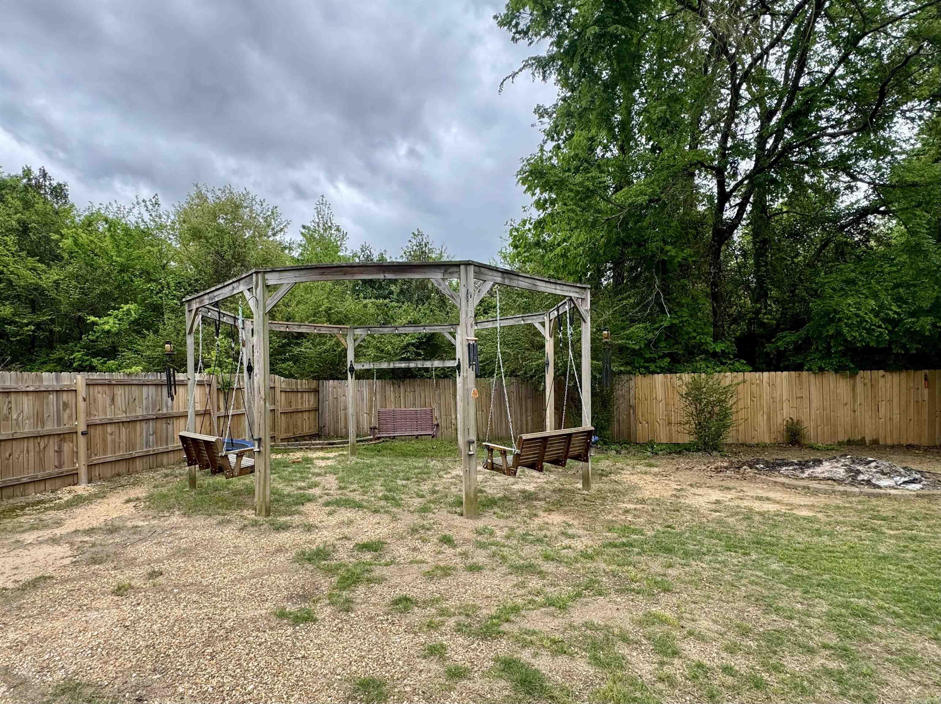 FOX RIDGE - Residential