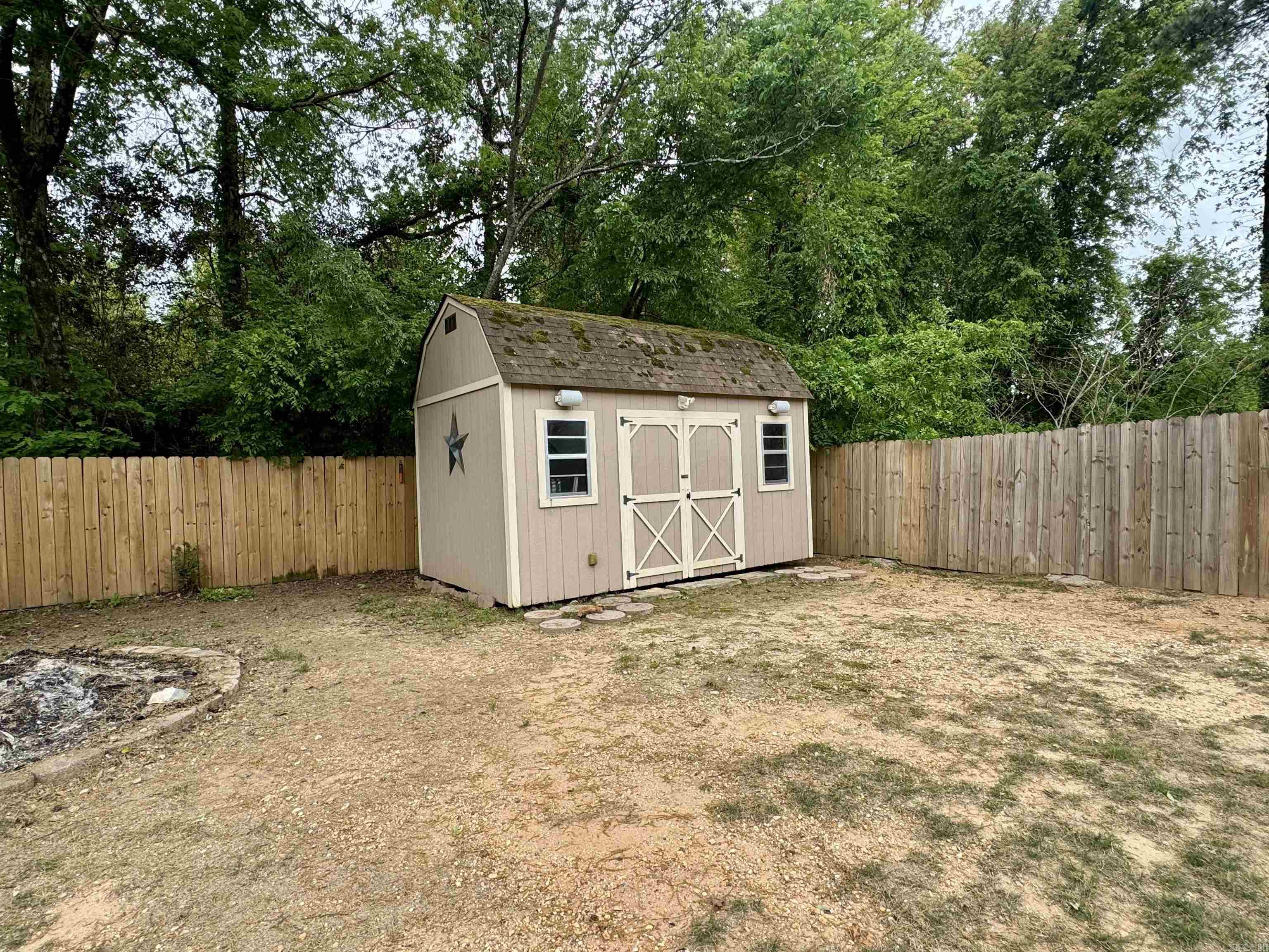 FOX RIDGE - Residential