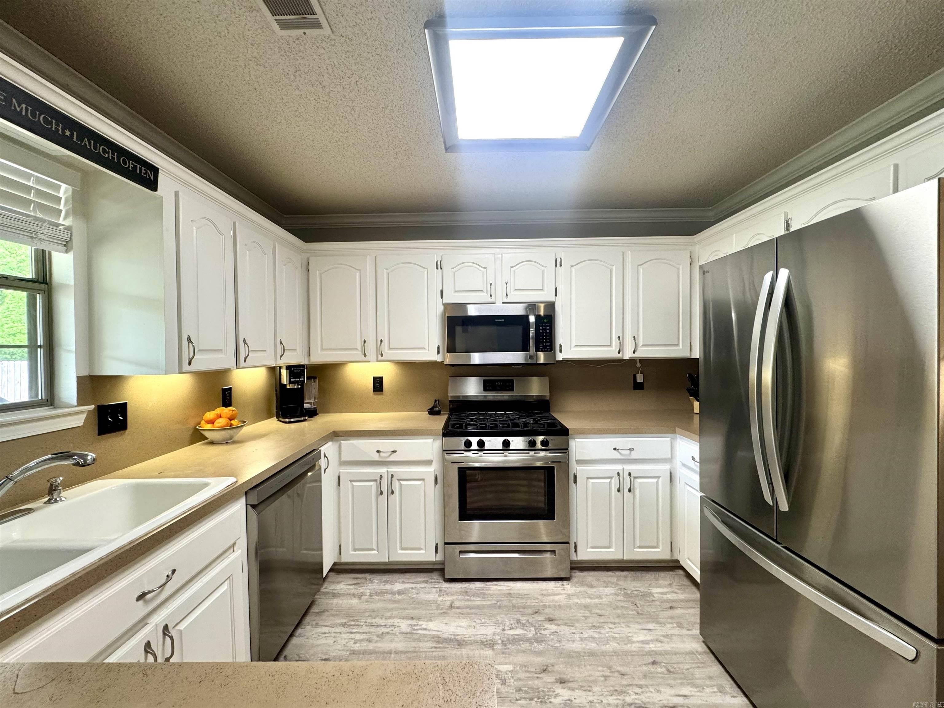 FOX RIDGE - Residential