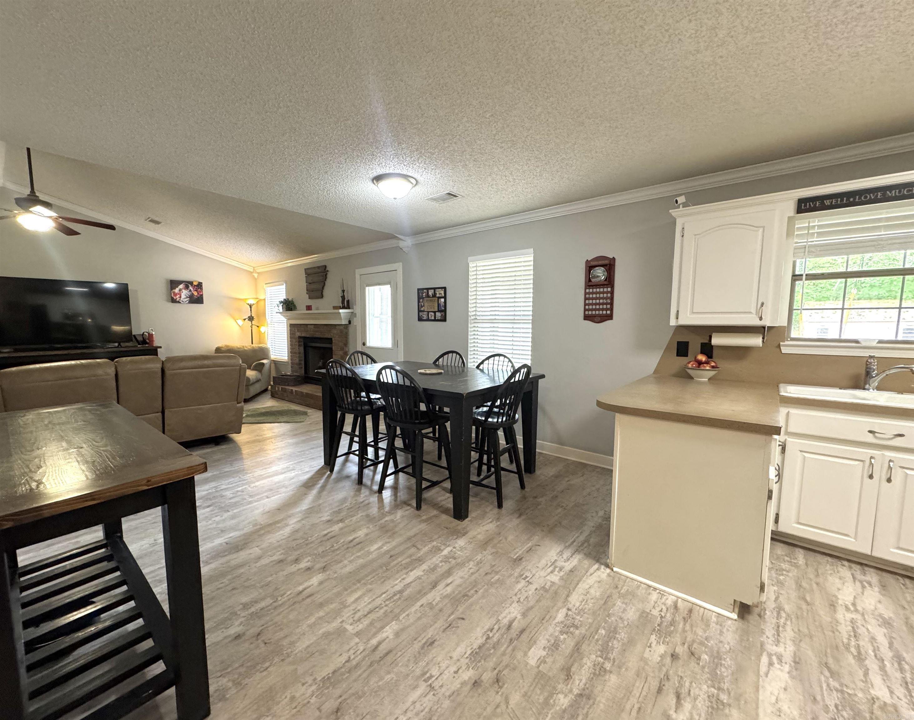 FOX RIDGE - Residential