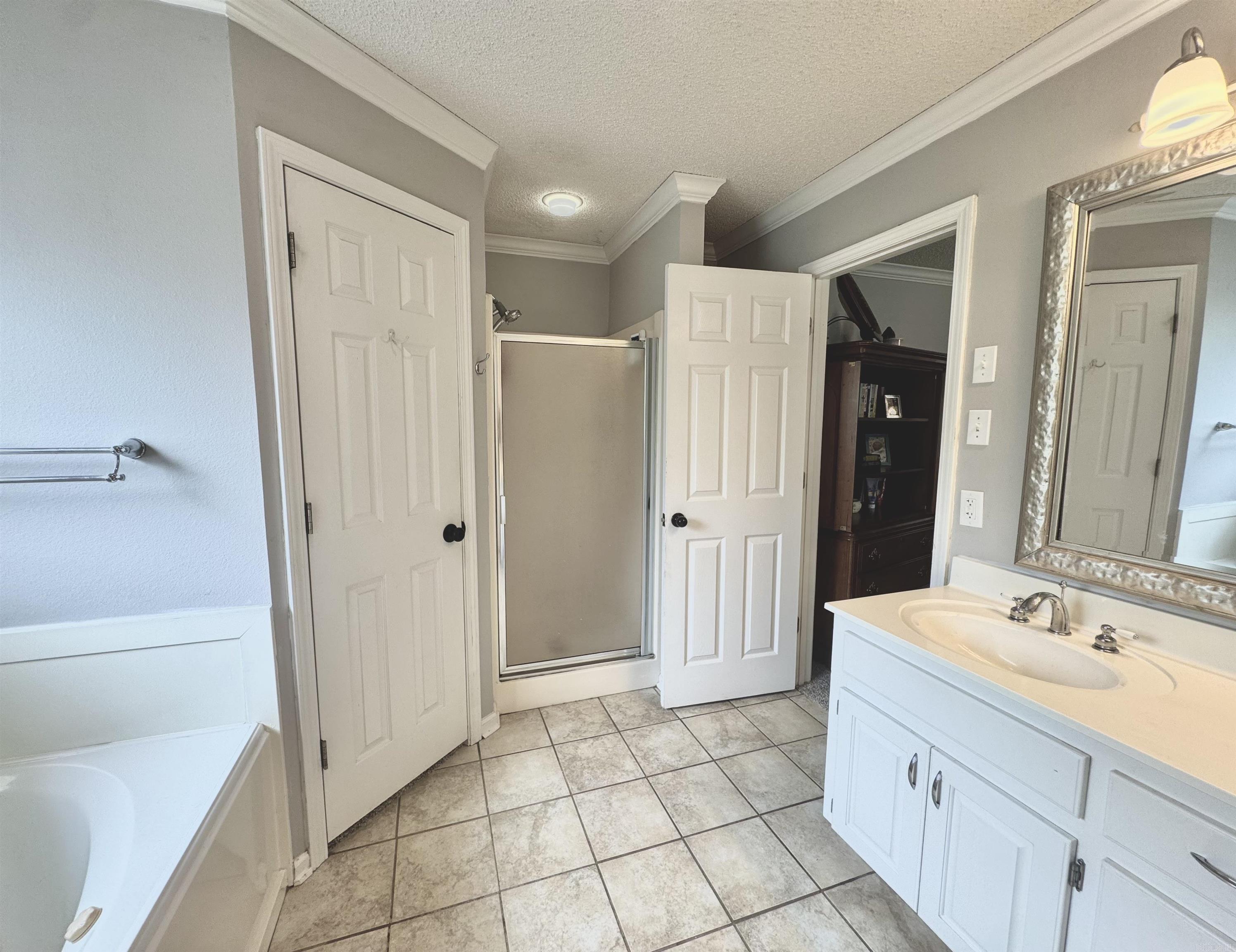 FOX RIDGE - Residential