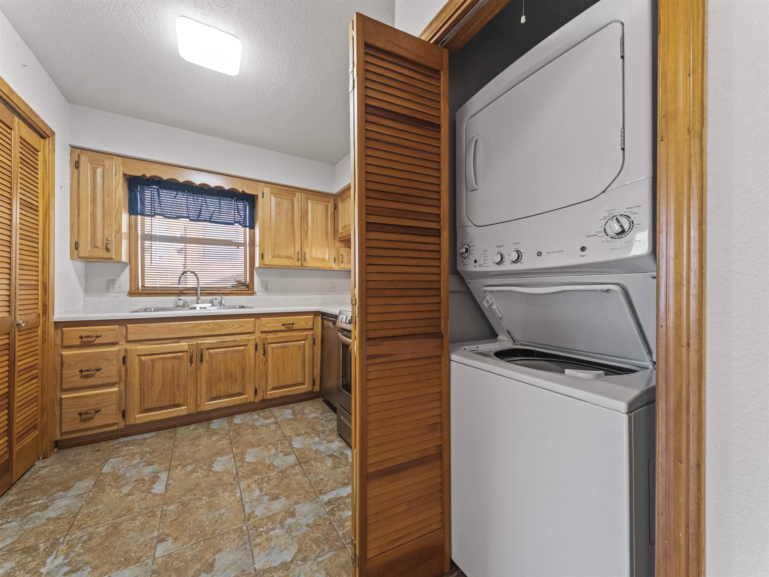 CHARMARY SQUARE HPR - Residential