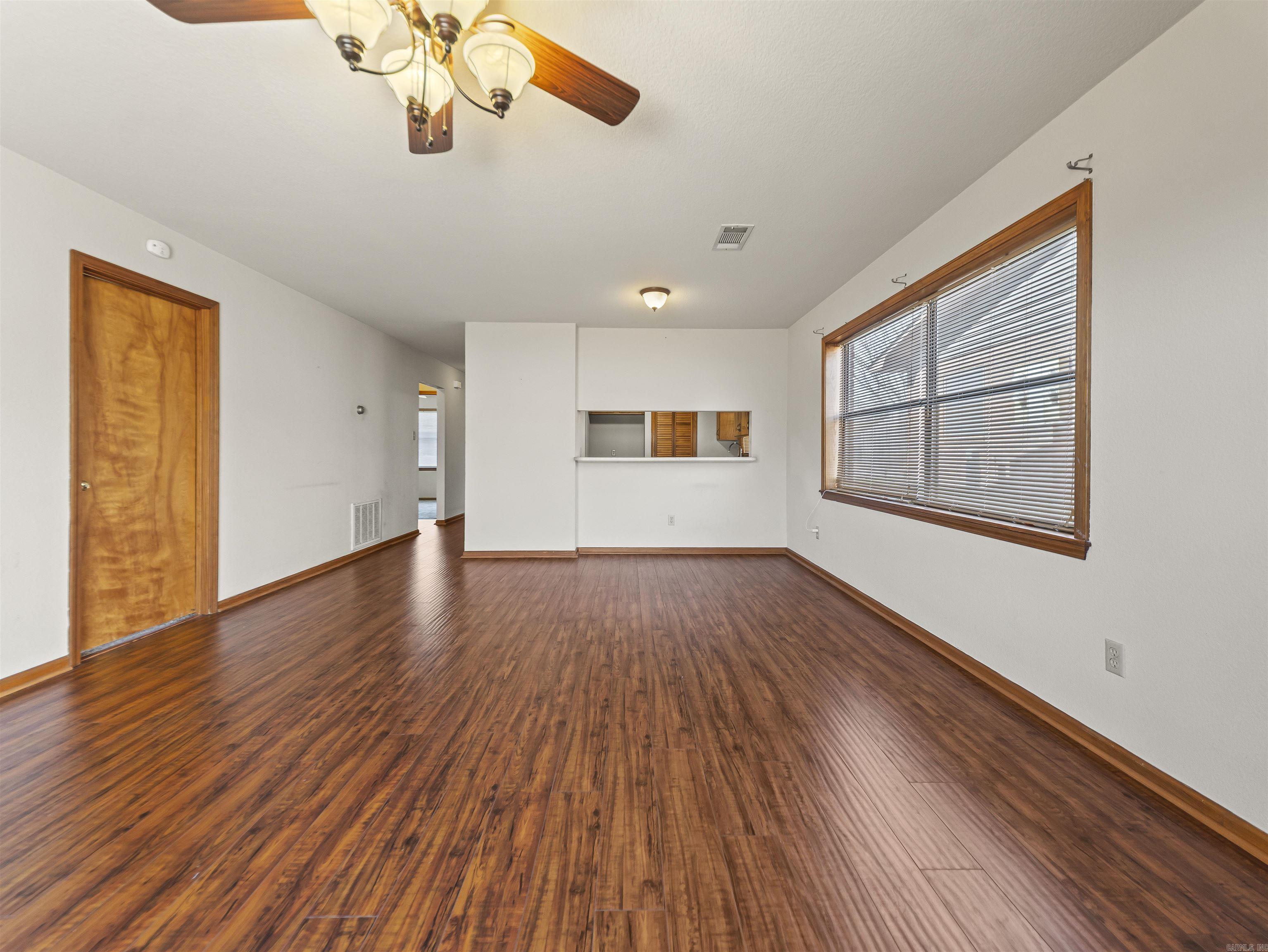 CHARMARY SQUARE HPR - Residential