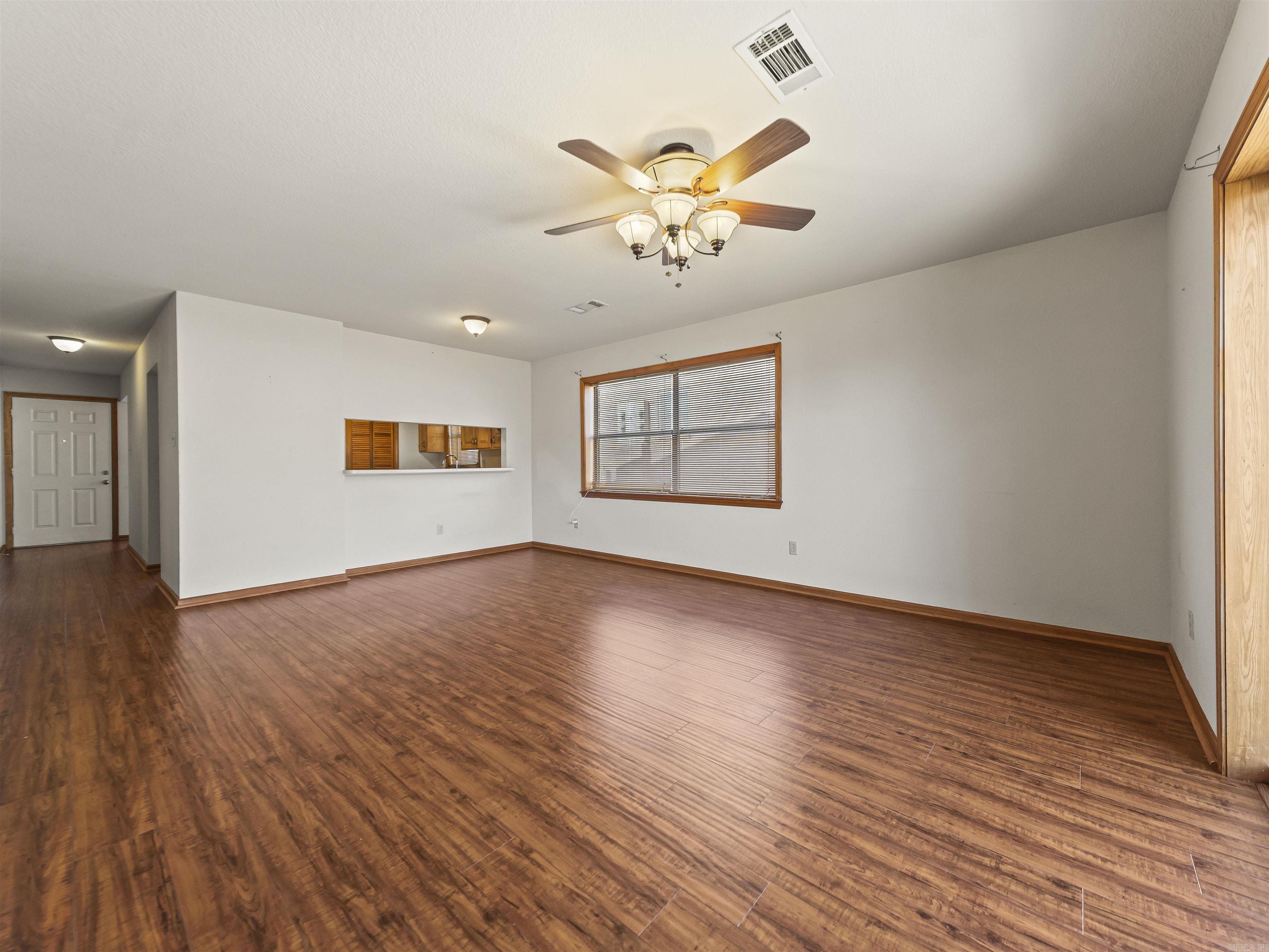 CHARMARY SQUARE HPR - Residential