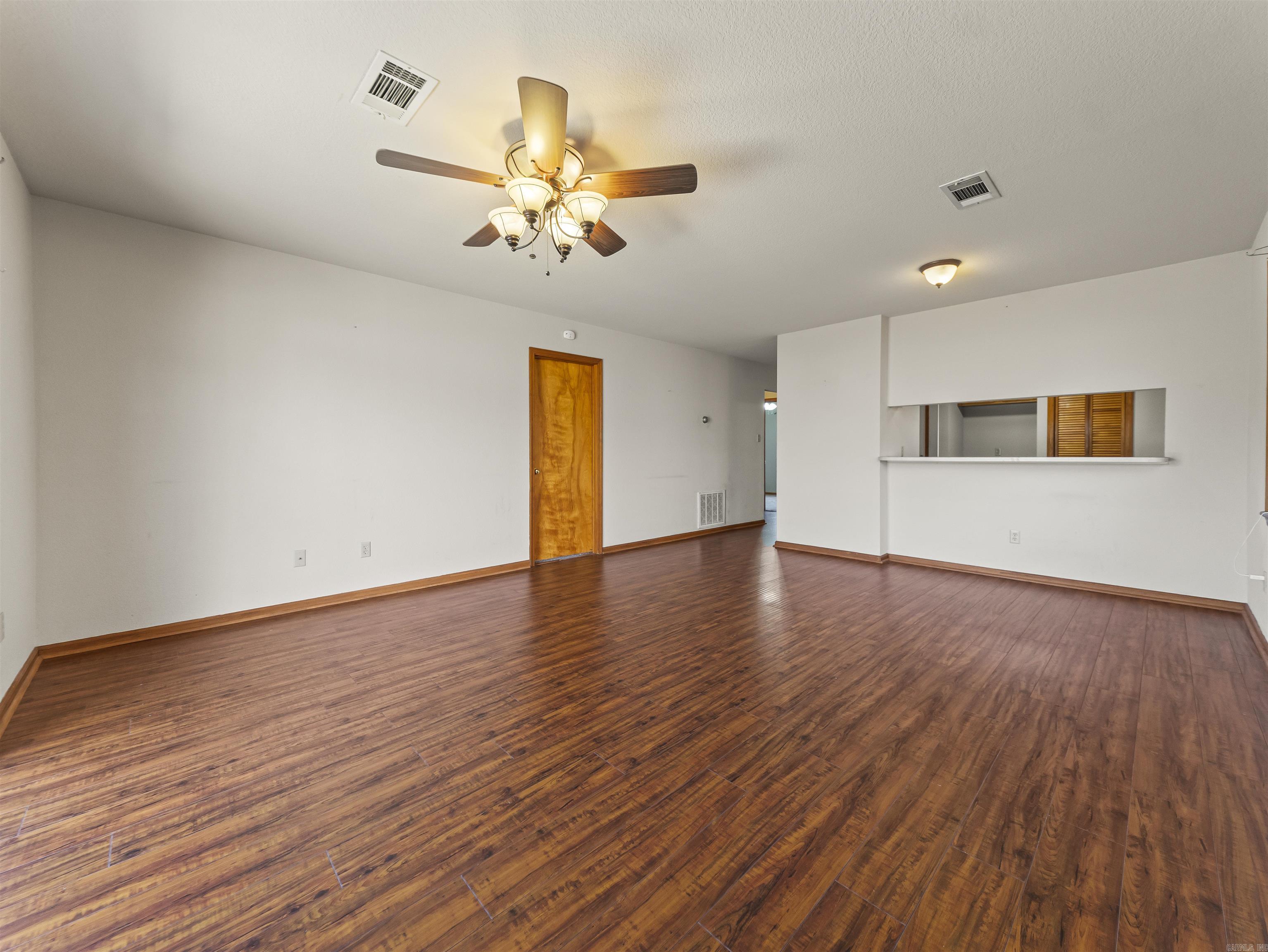 CHARMARY SQUARE HPR - Residential