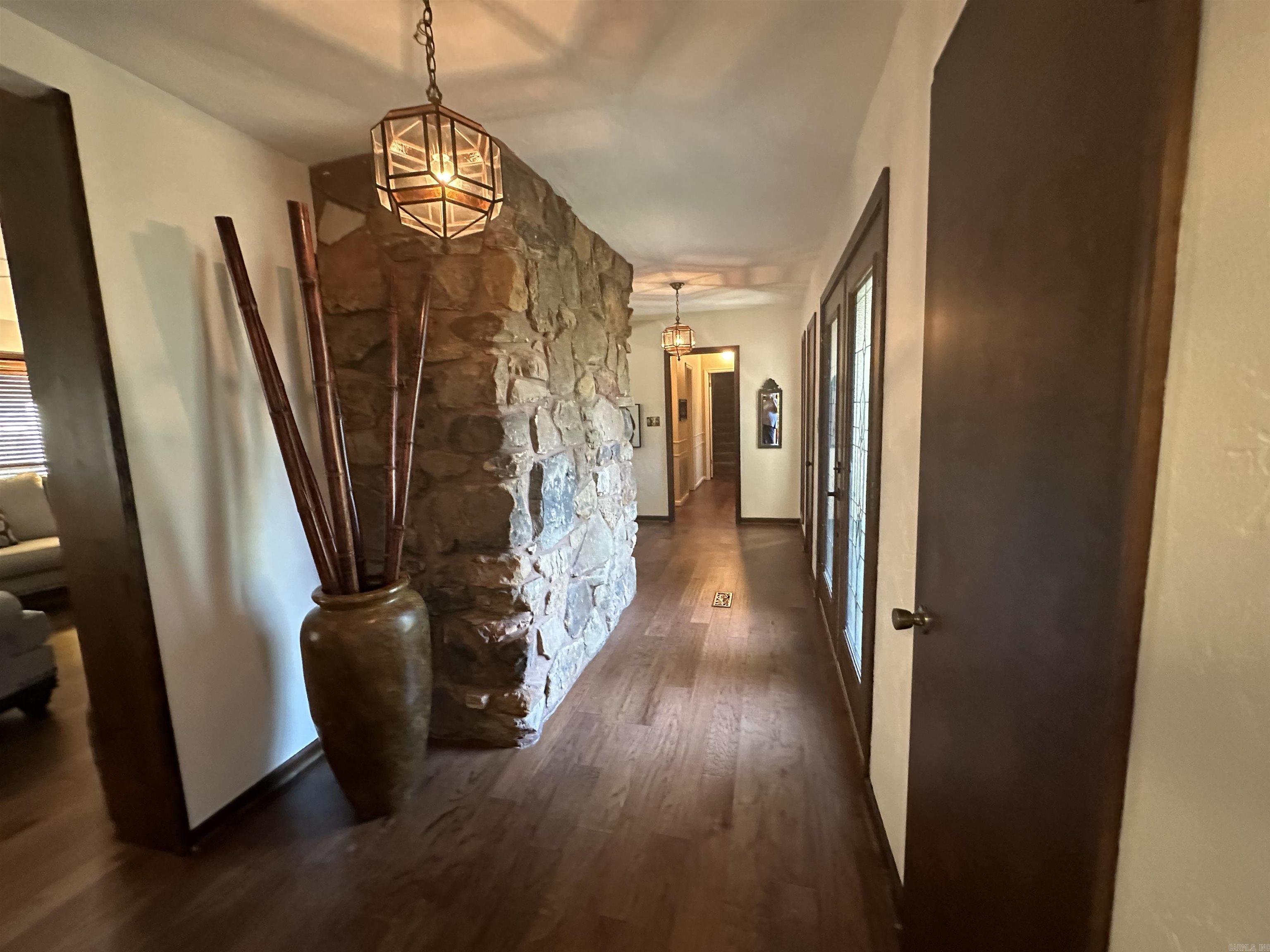 Pine Crest - Residential