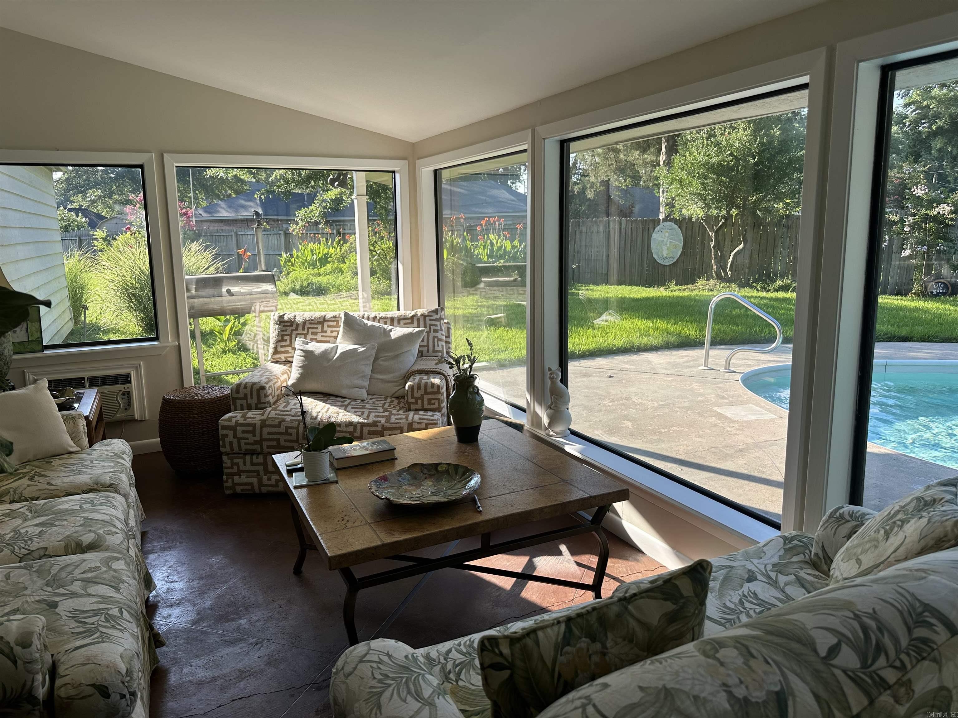 Pine Crest - Residential