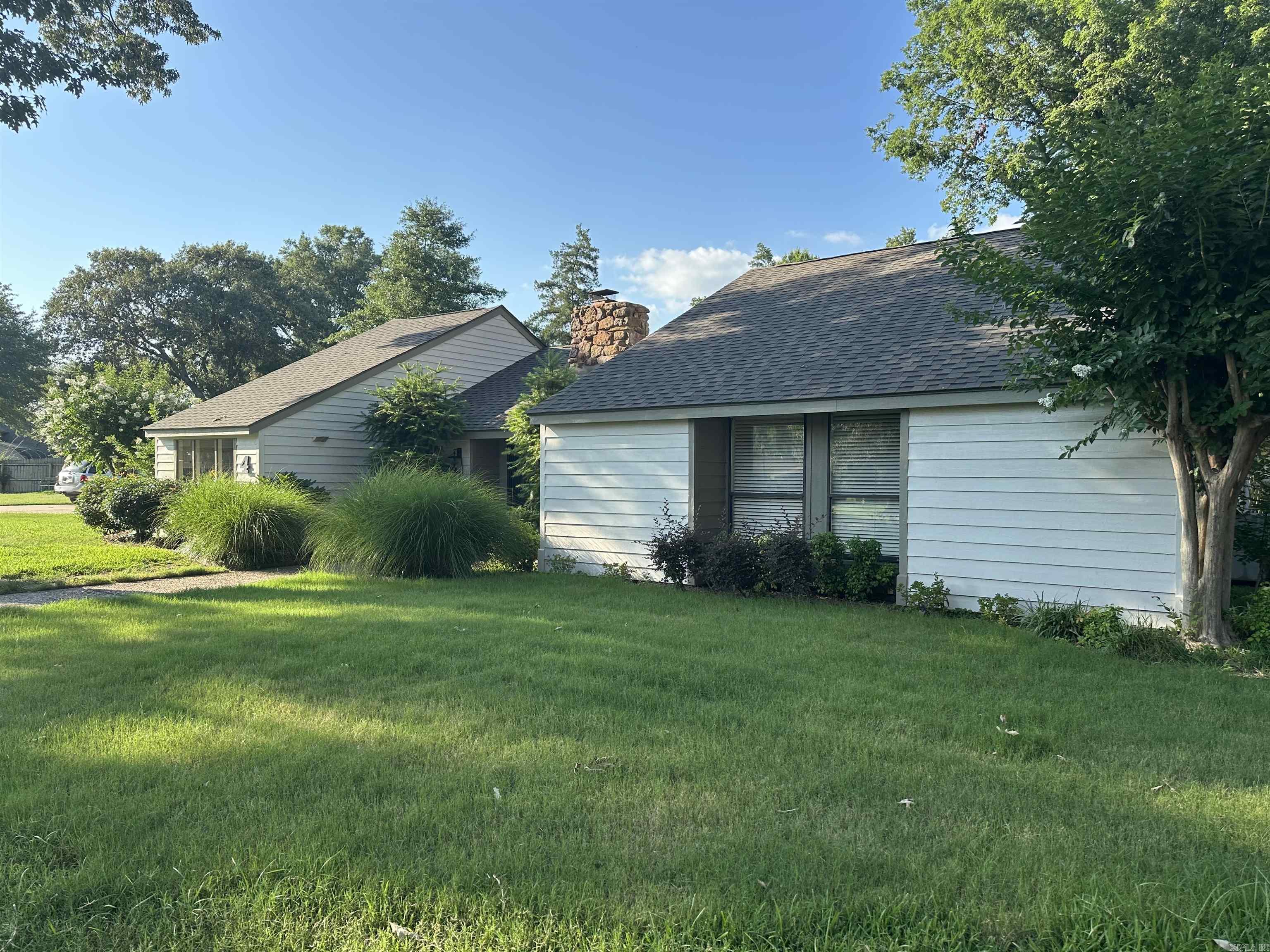 Pine Crest - Residential