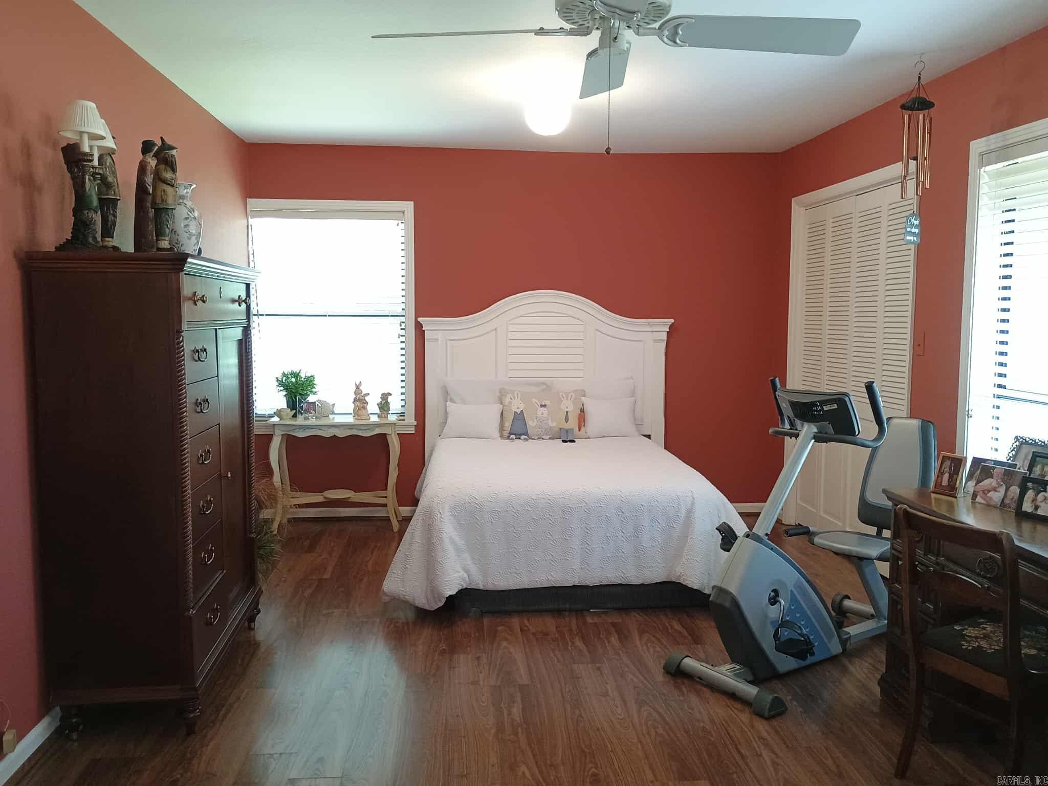 Pine Crest - Residential