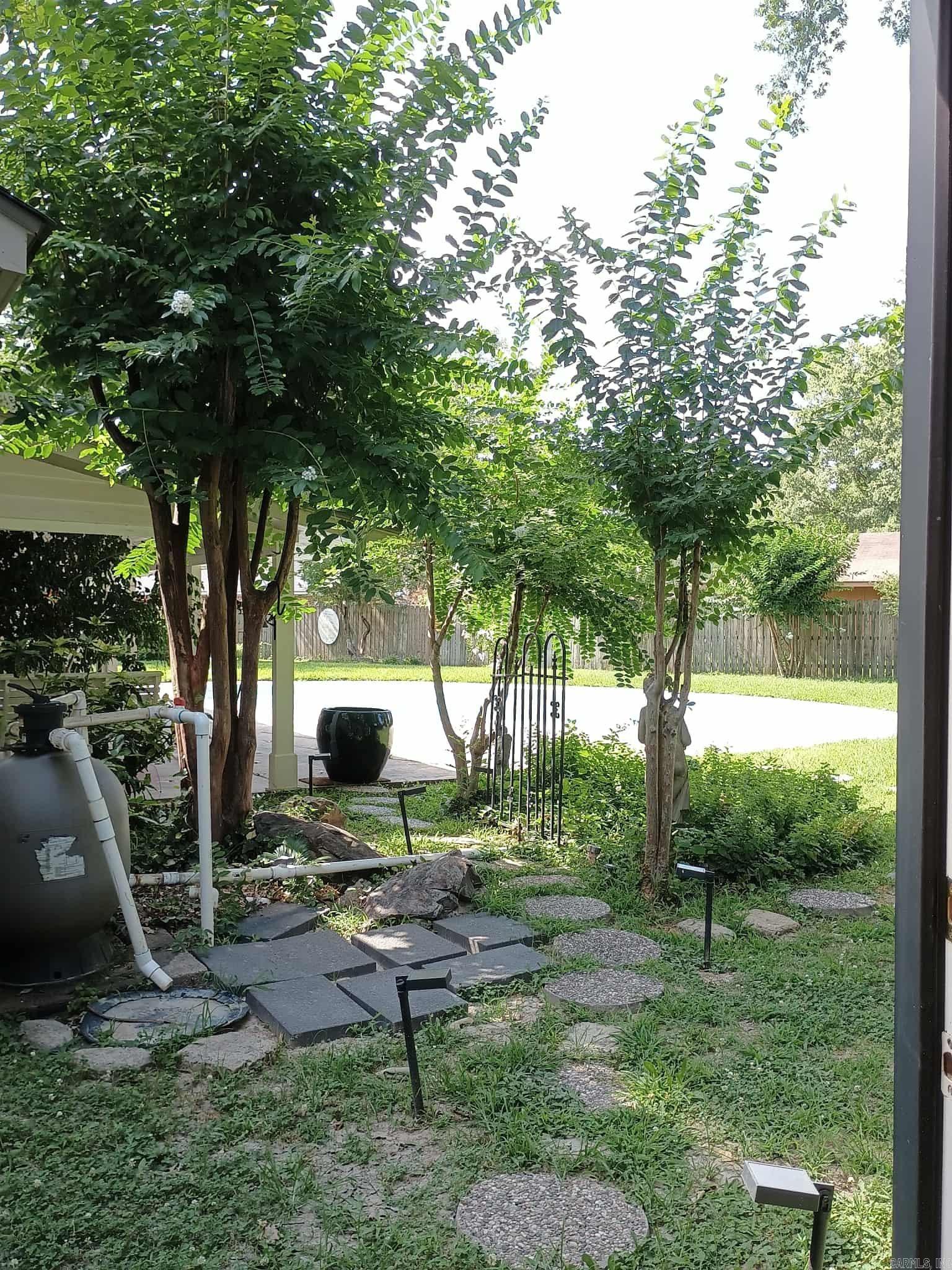 Pine Crest - Residential