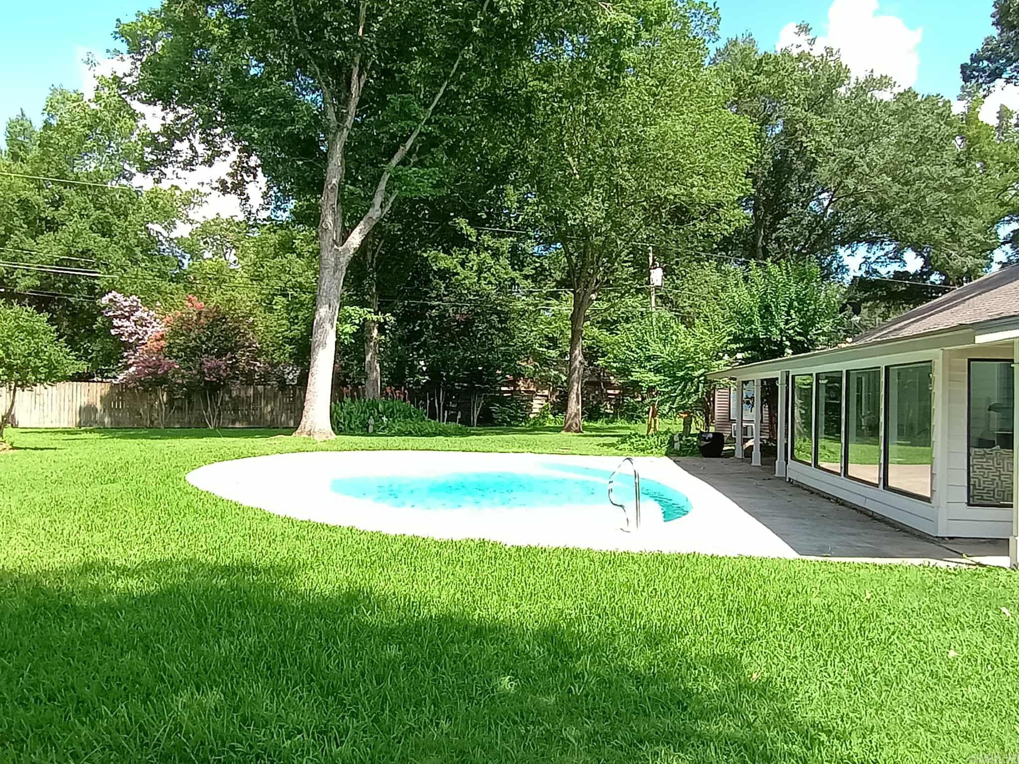 Pine Crest - Residential