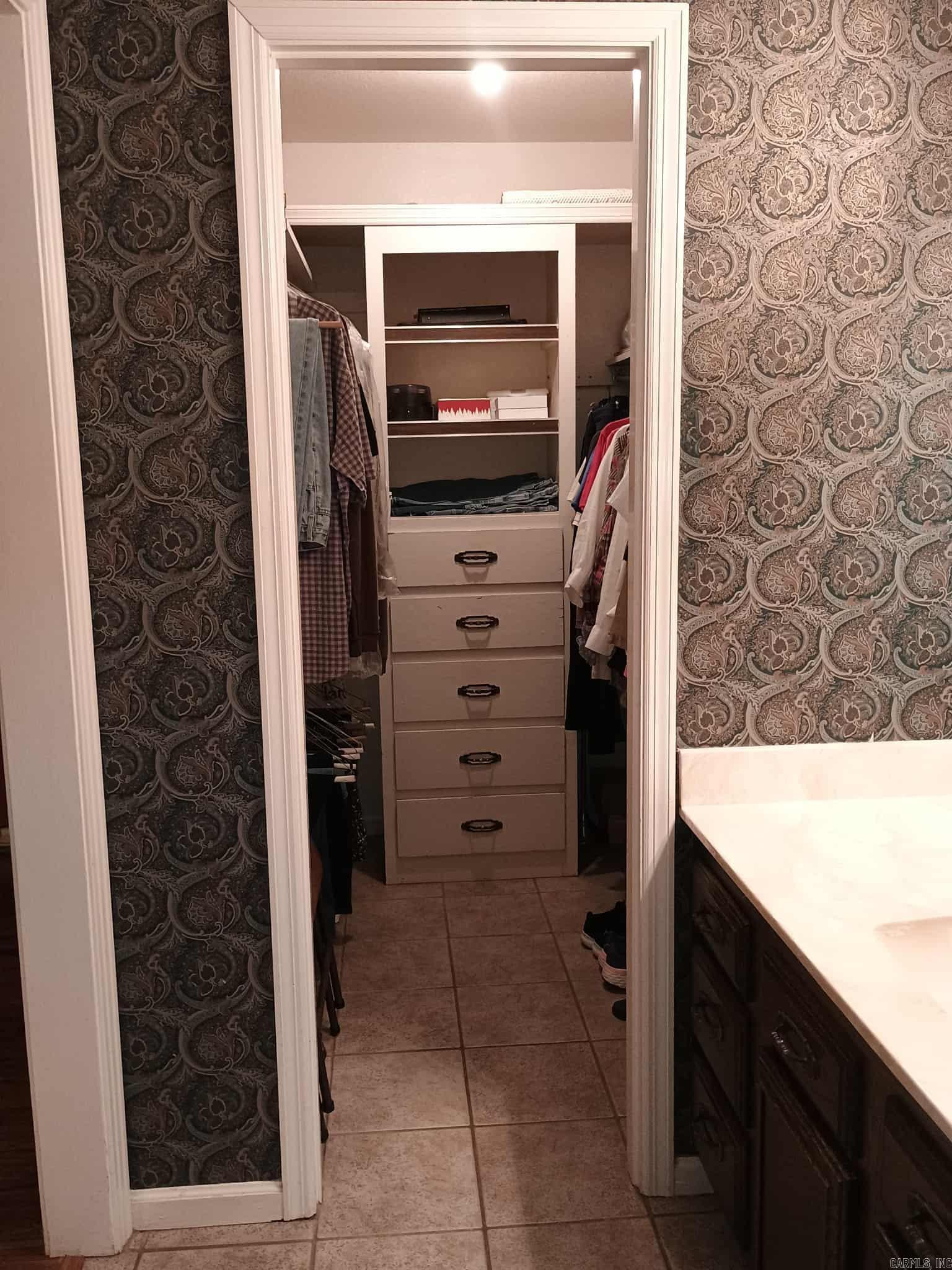 Pine Crest - Residential