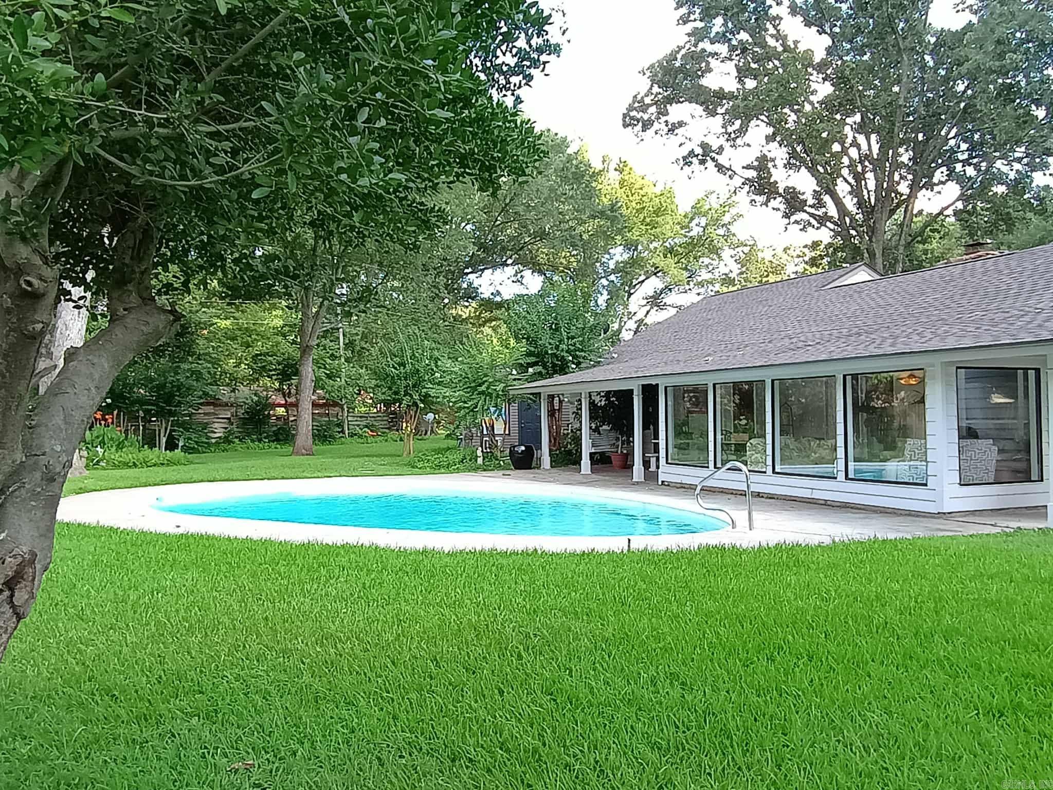 Pine Crest - Residential