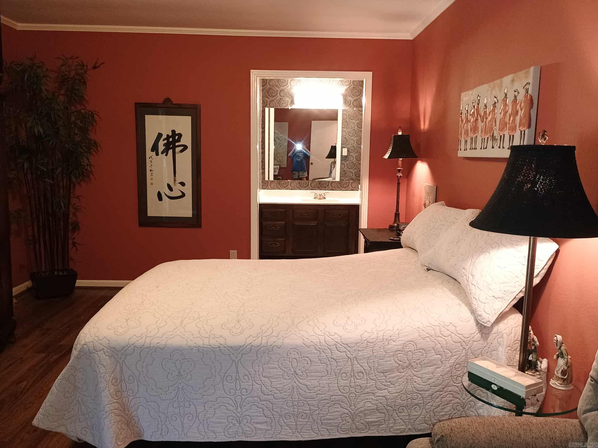 Pine Crest - Residential