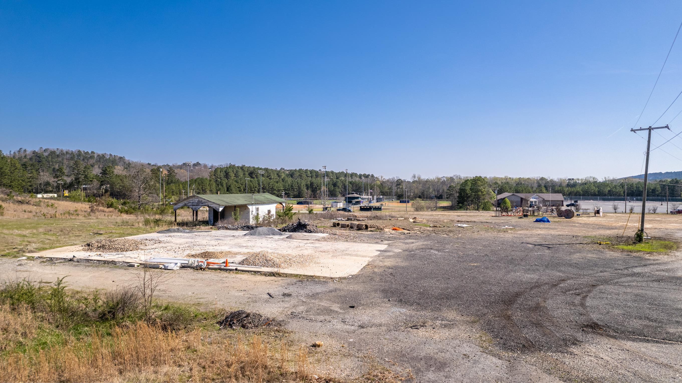 Metes & Bounds - Commercial Sale