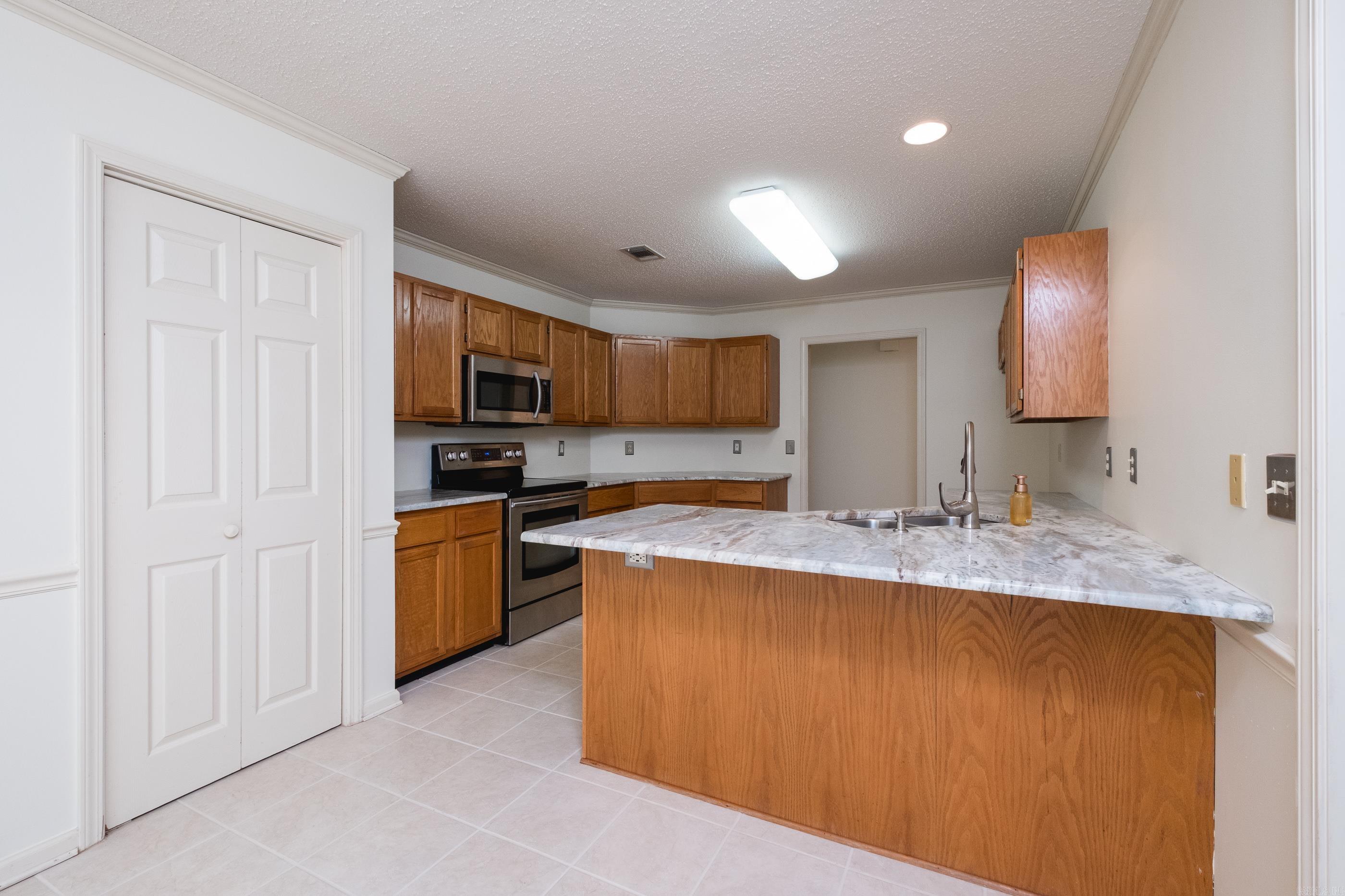 CHERRY CREEK ADDN - Residential