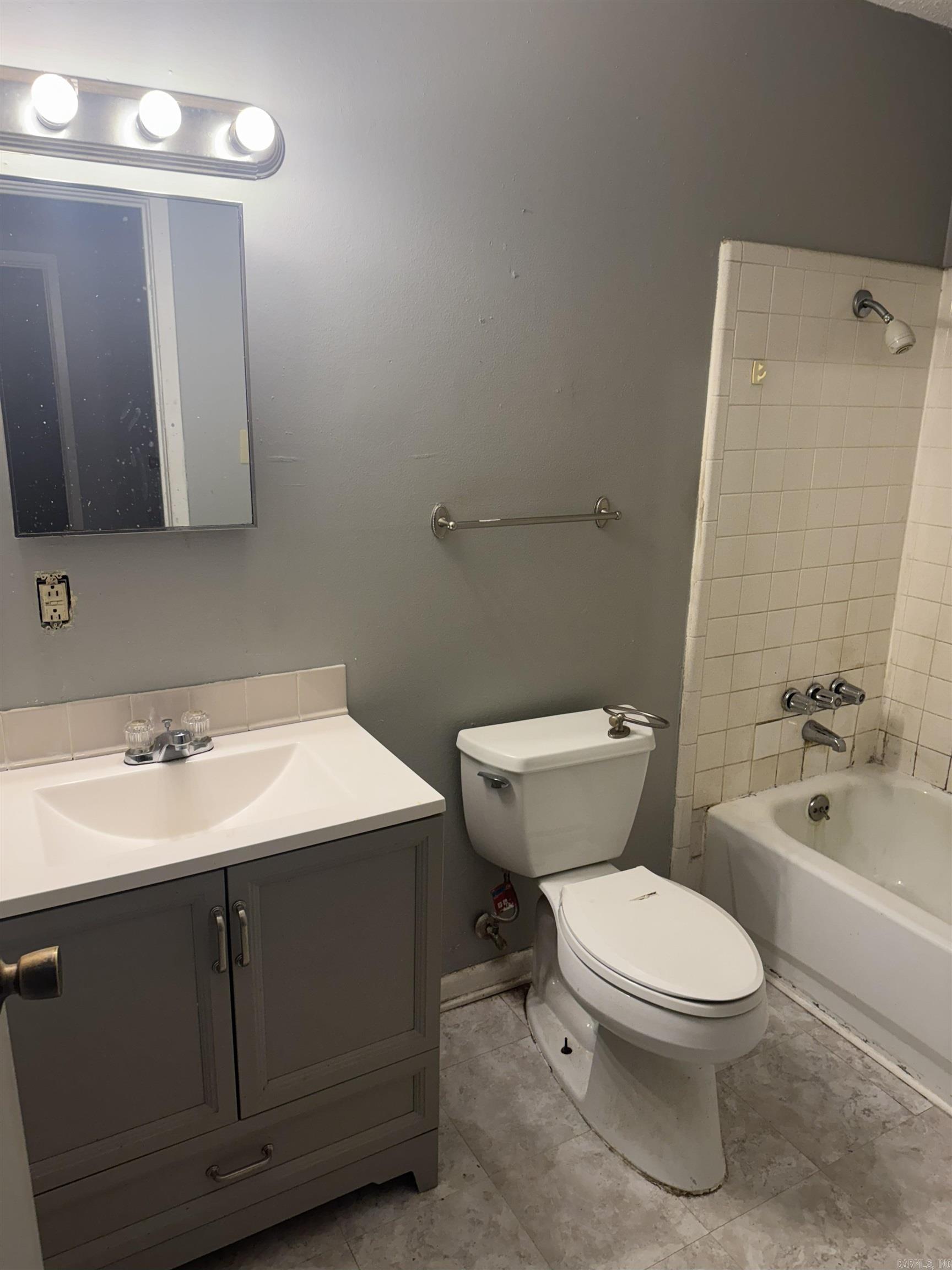 LINCOLN PARK ADD - Residential