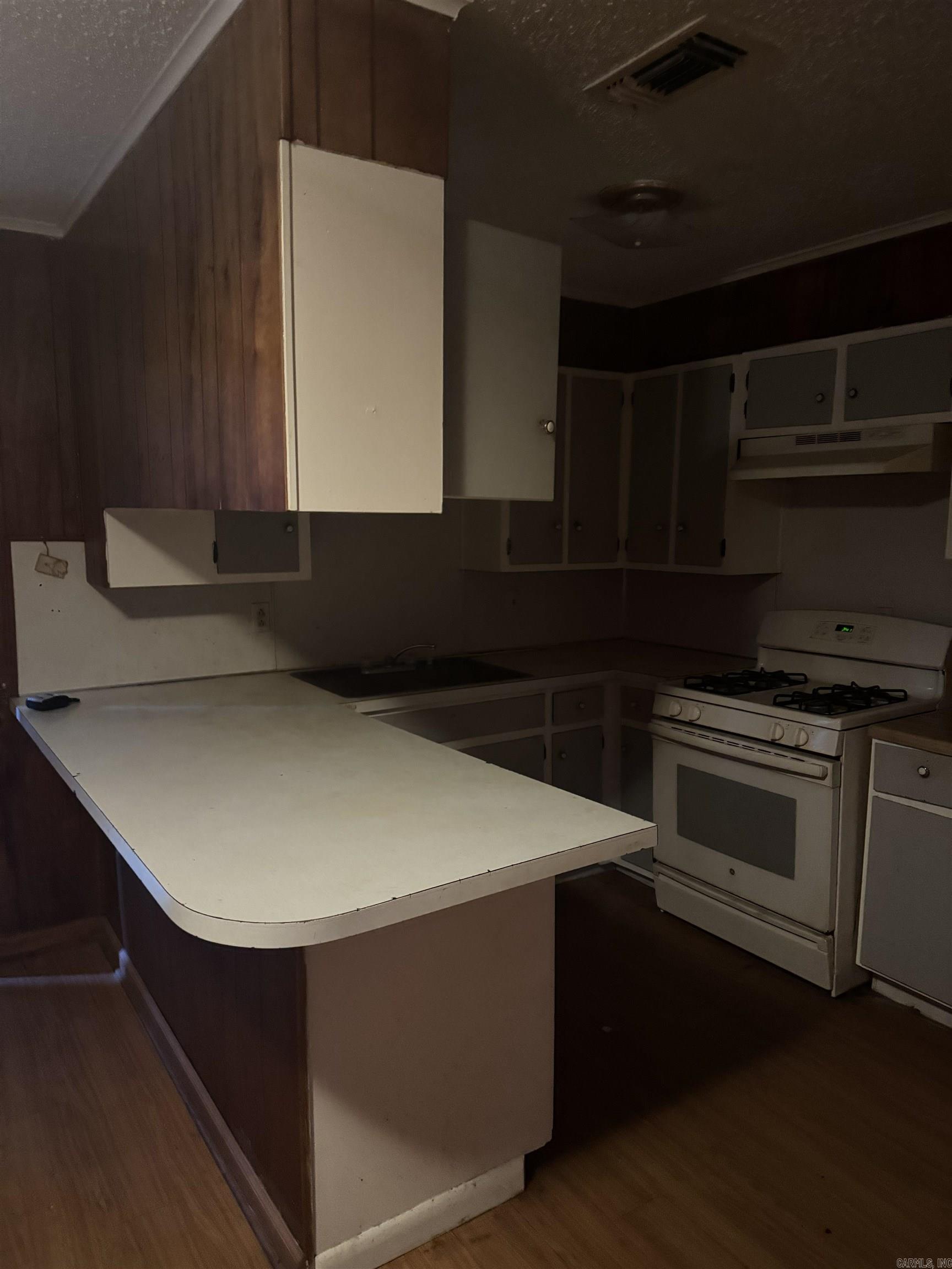 LINCOLN PARK ADD - Residential
