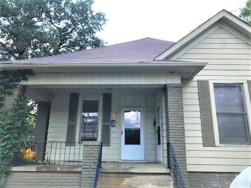 This apartment is one of the three in the triplex located in the Stiff station / Capitol View Area. It's off the street parking  and a share front porch.Inside it has fresh paint and carpet. The kitchen is furnished with a refrigerator,gas stove and microwave. The tenant will pay electric bill.(Owner pays gas, water and yard) A small pet is welcome with owner approval and pet fee/pet rent. This is a non smoking property .