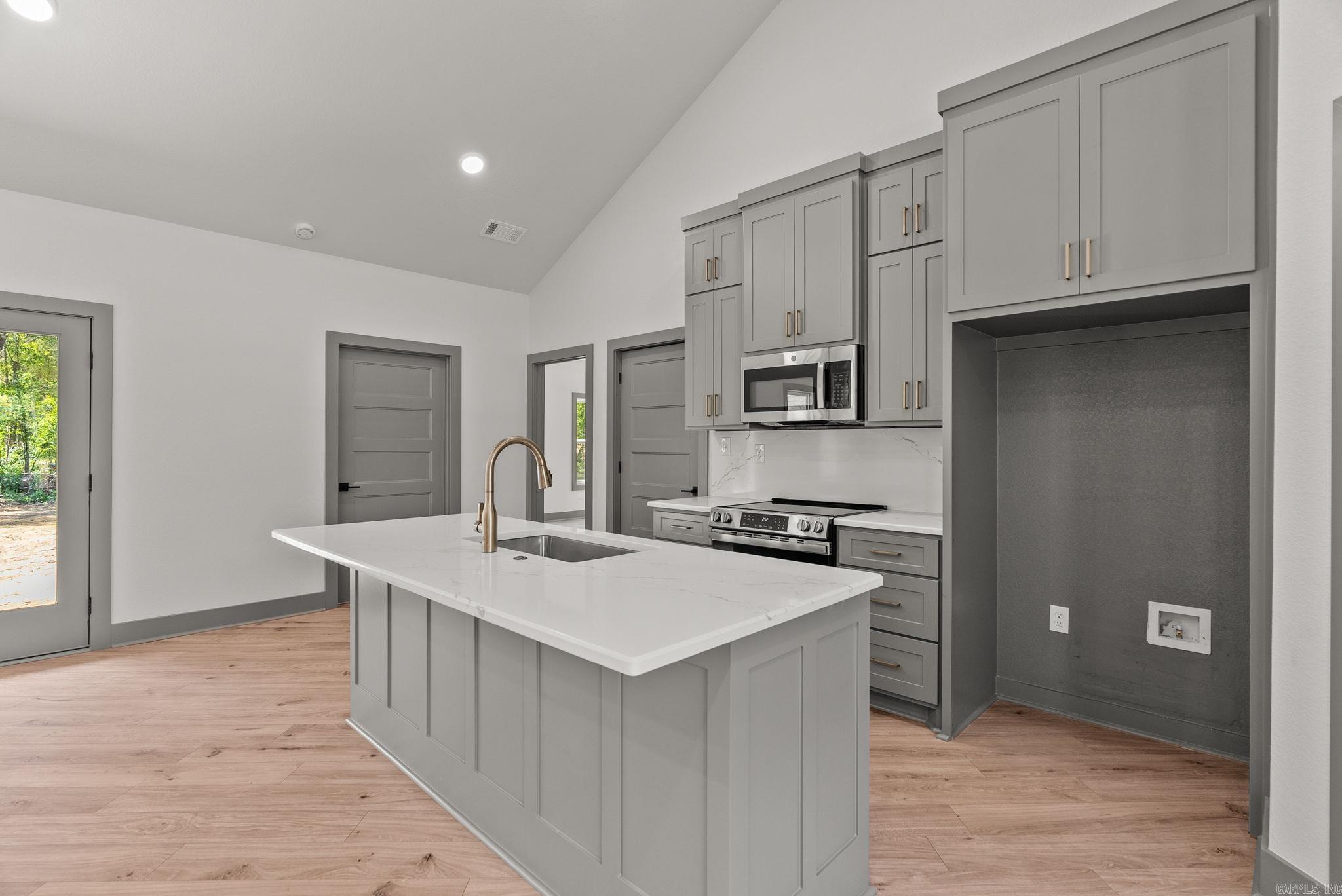 SUMMER WOODS - PHASE 1 - Residential