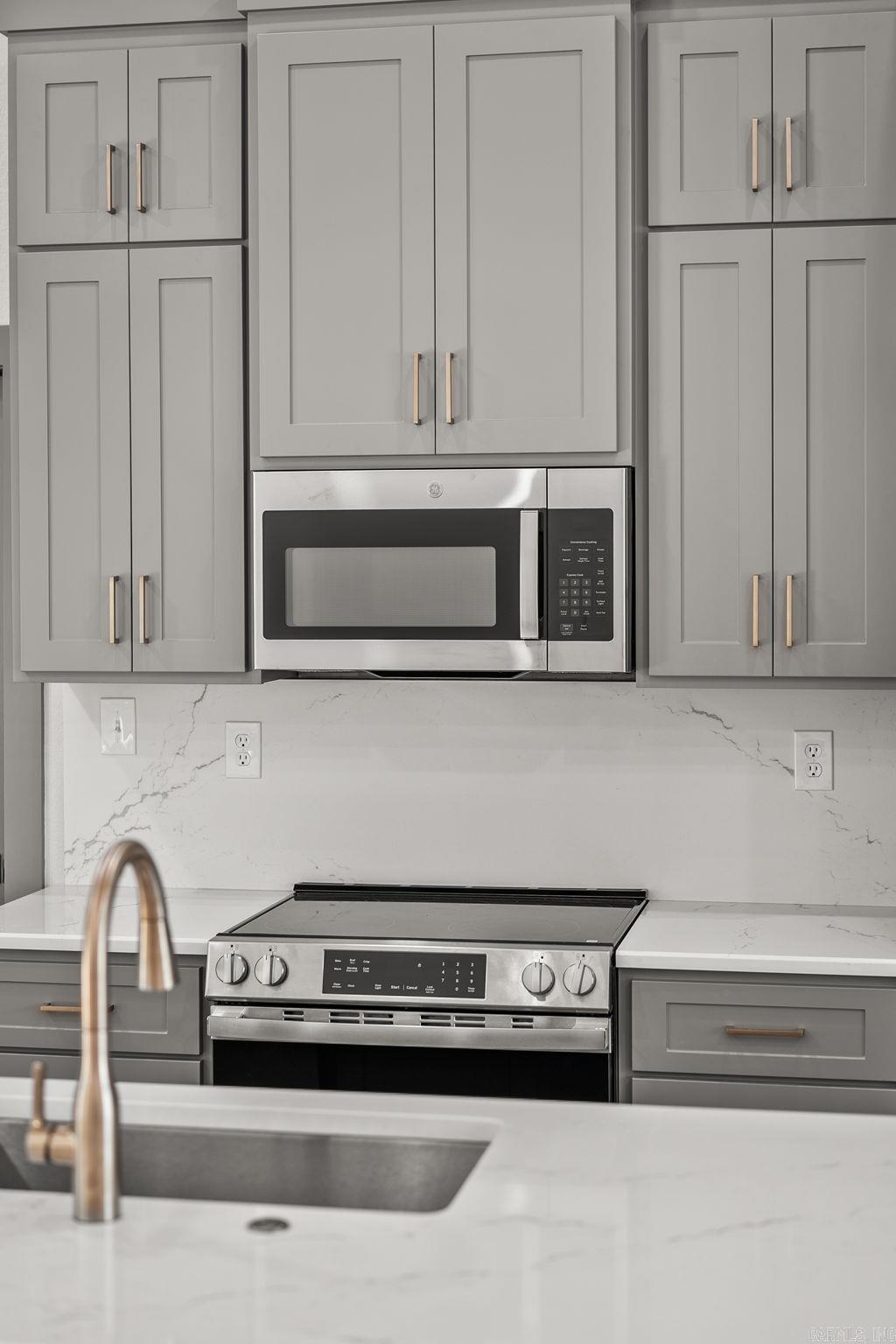 SUMMER WOODS - PHASE 1 - Residential