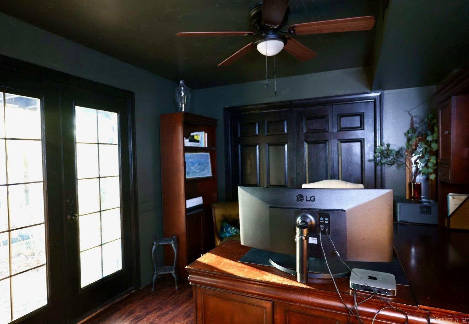 WINDSOR VALLEY ADDN - Residential