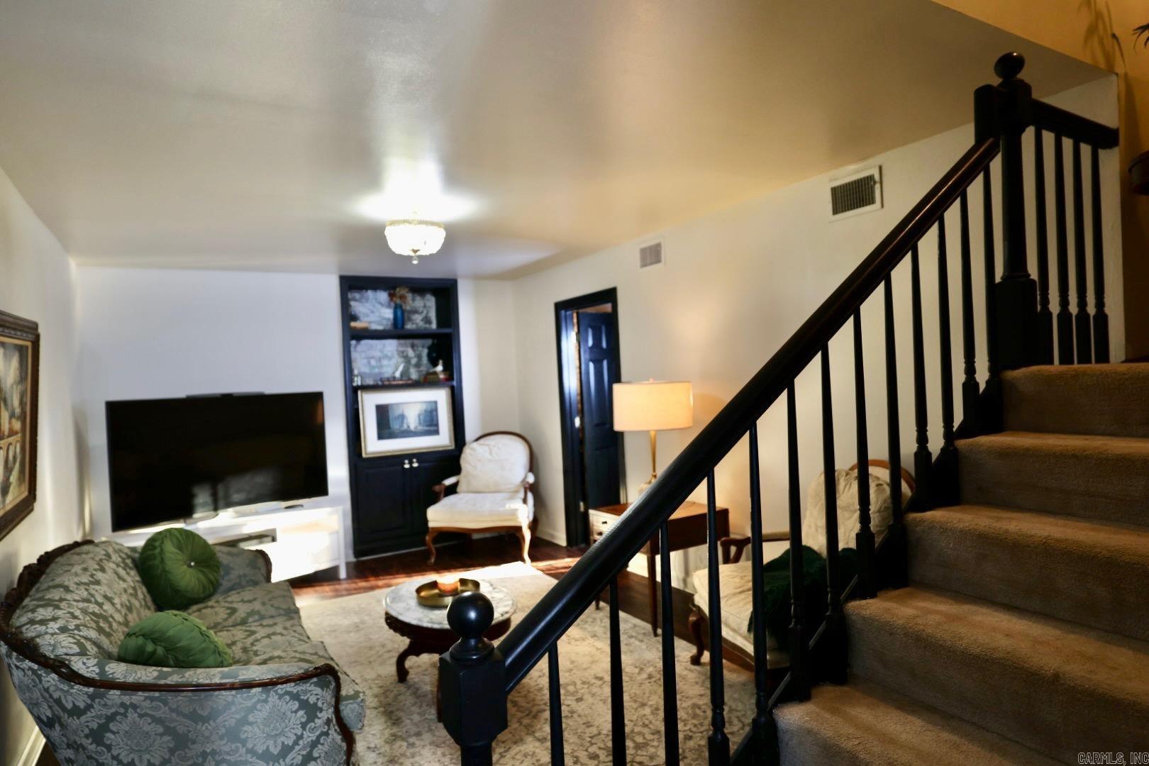 WINDSOR VALLEY ADDN - Residential