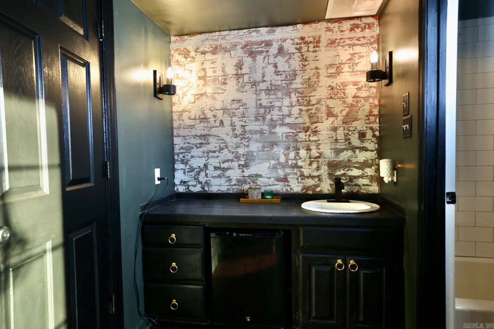 WINDSOR VALLEY ADDN - Residential