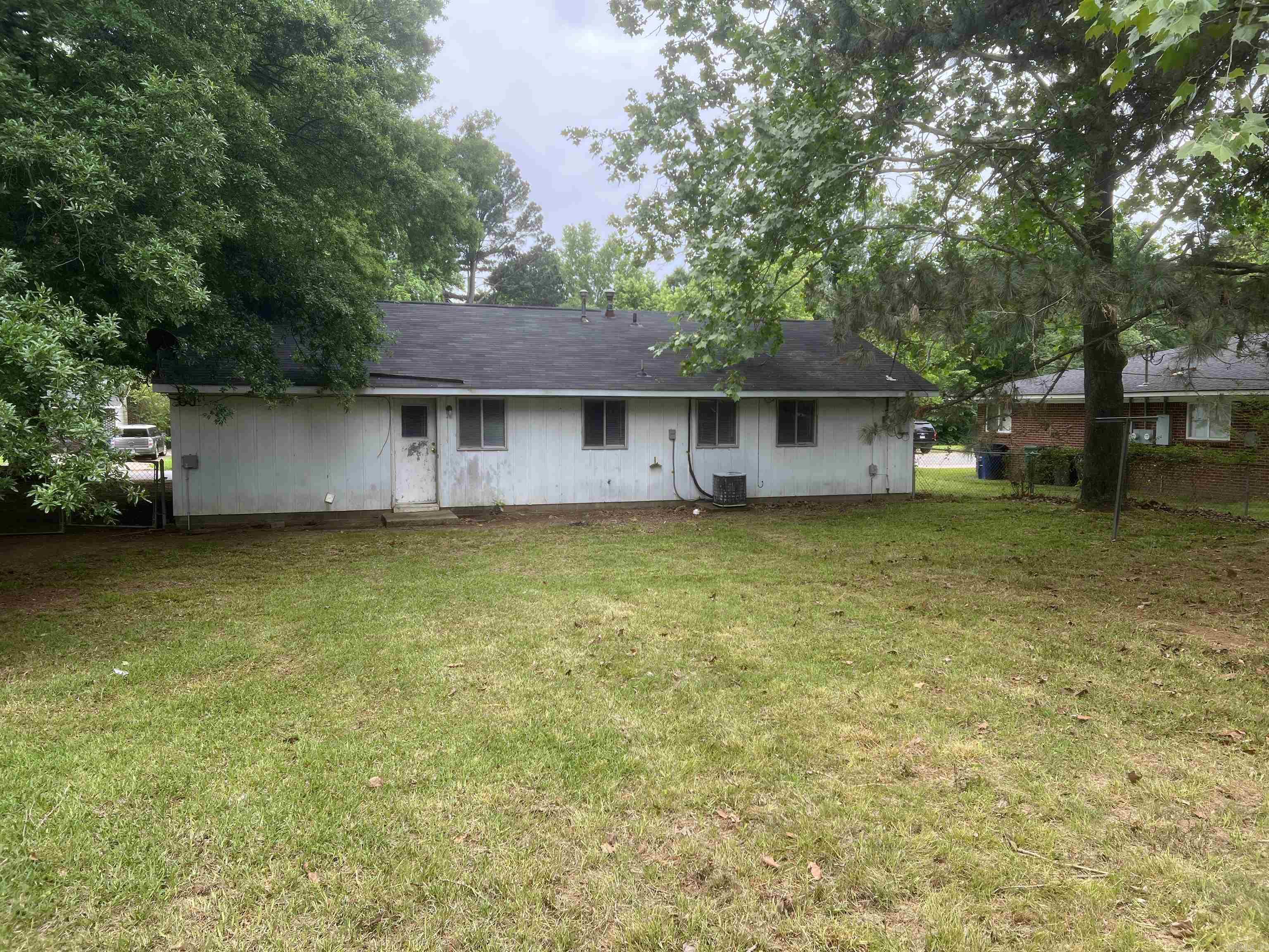 CONWAY MANOR - Residential