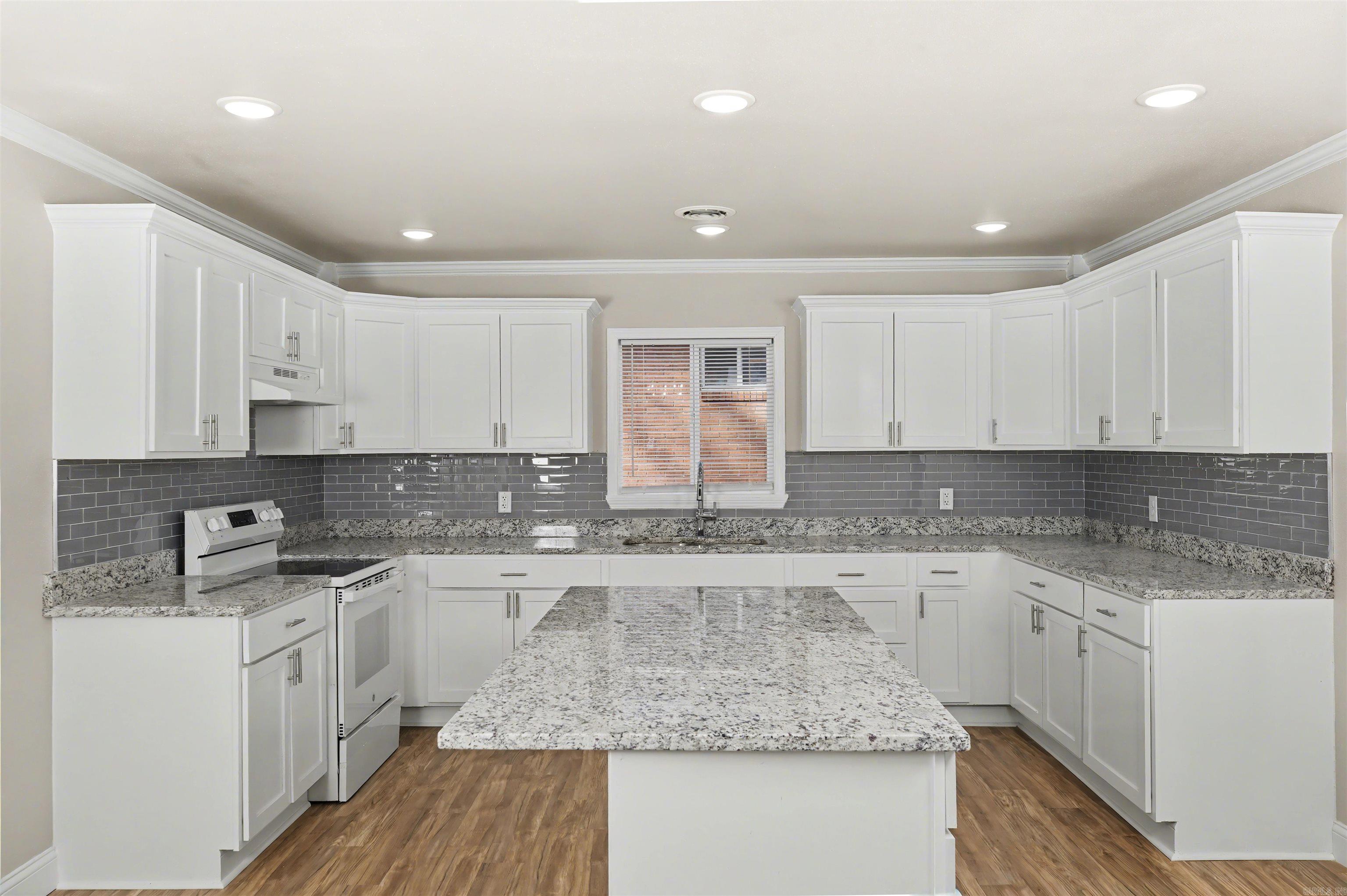 FAIR OAKS ADD - Residential