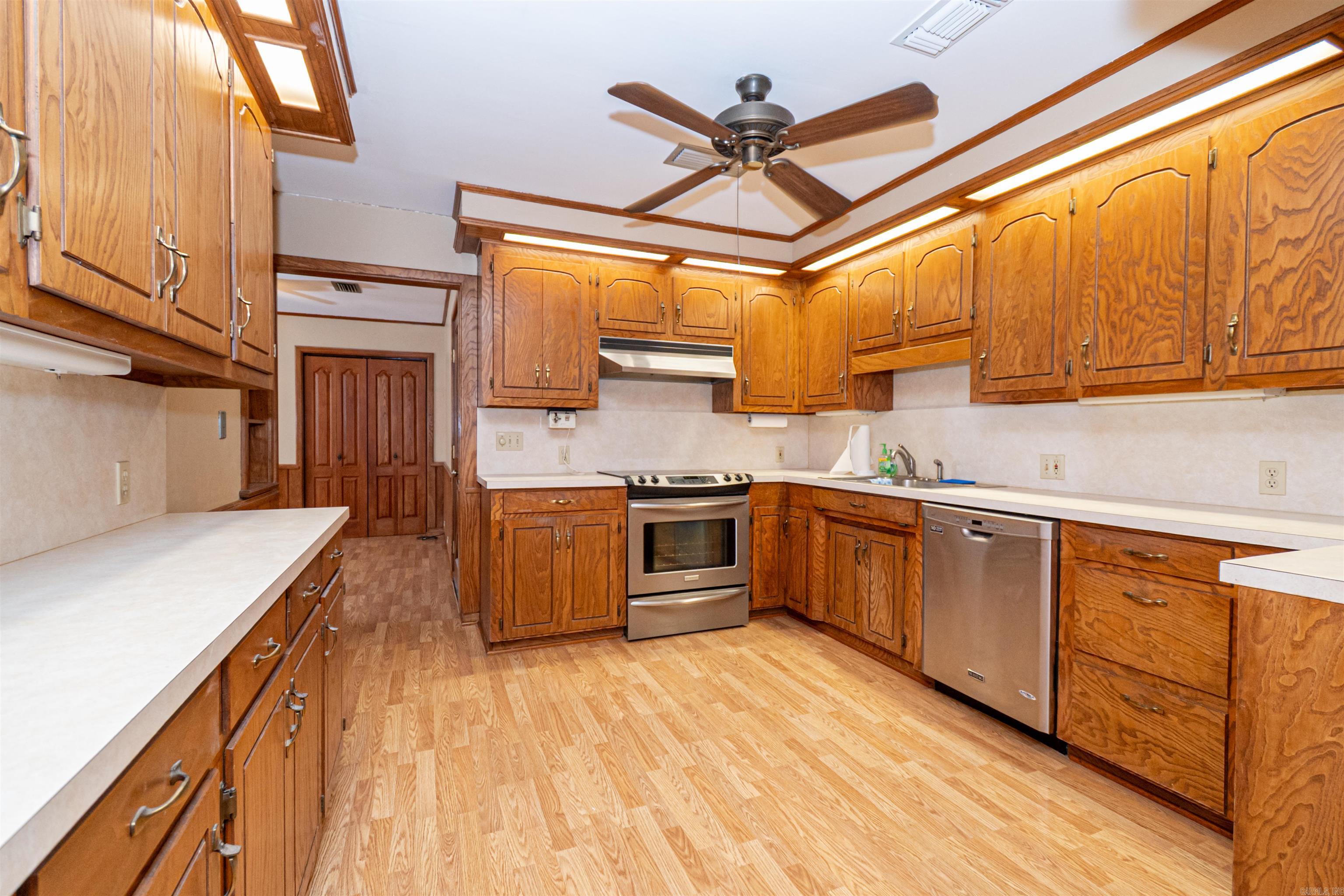 RUDDELL ACRES - Residential